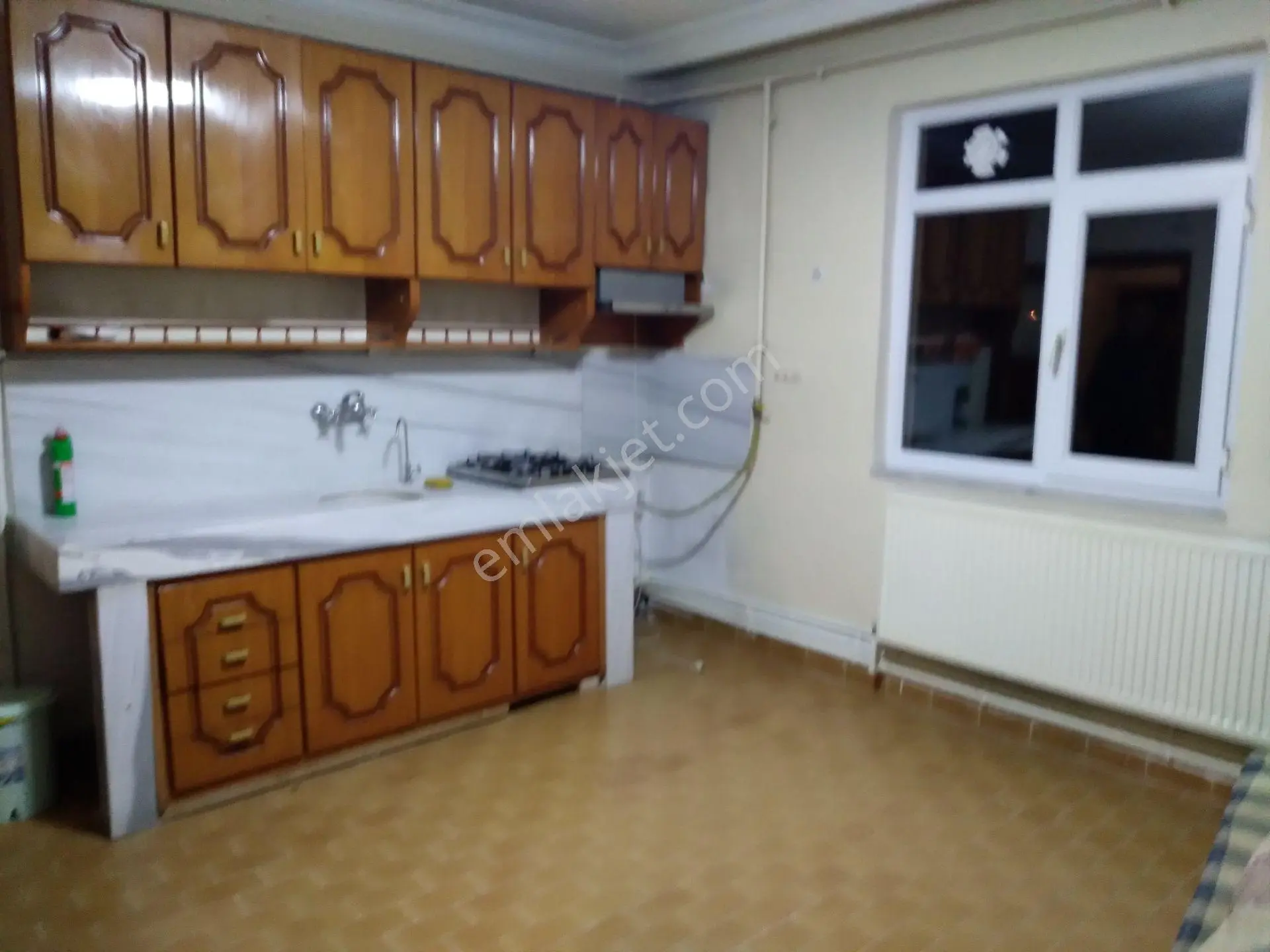 Satılık 623m2arsa İçinde 3 Katlı Bahceli Ev Anas Emlak Tan - Görsel 6