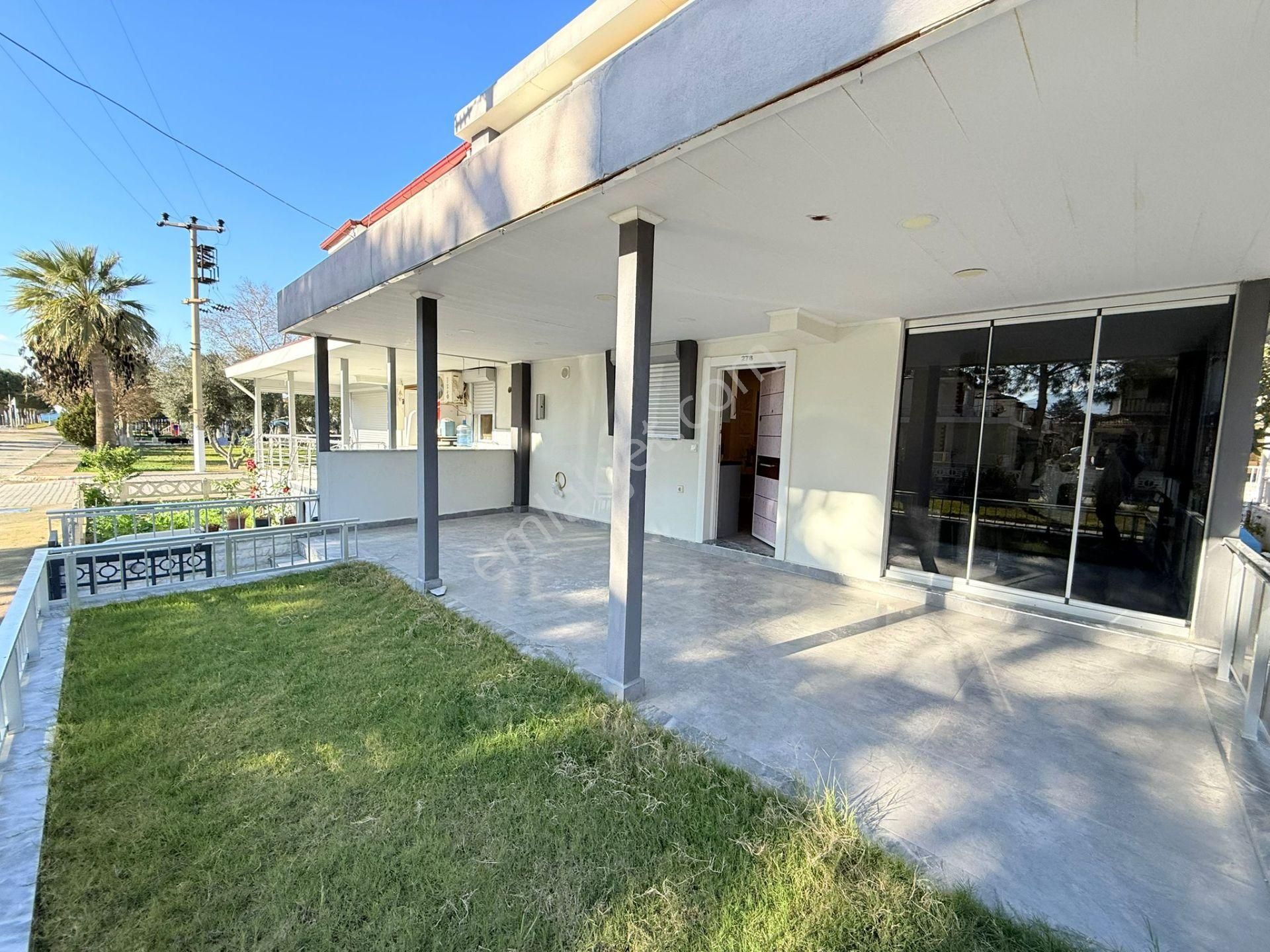 Aclass'dan Kusadasında Satılık Sahıle 200 M Mesafede Yatırımlık Bahçeli-fırsat Masrafsız Vılla - Görsel 8