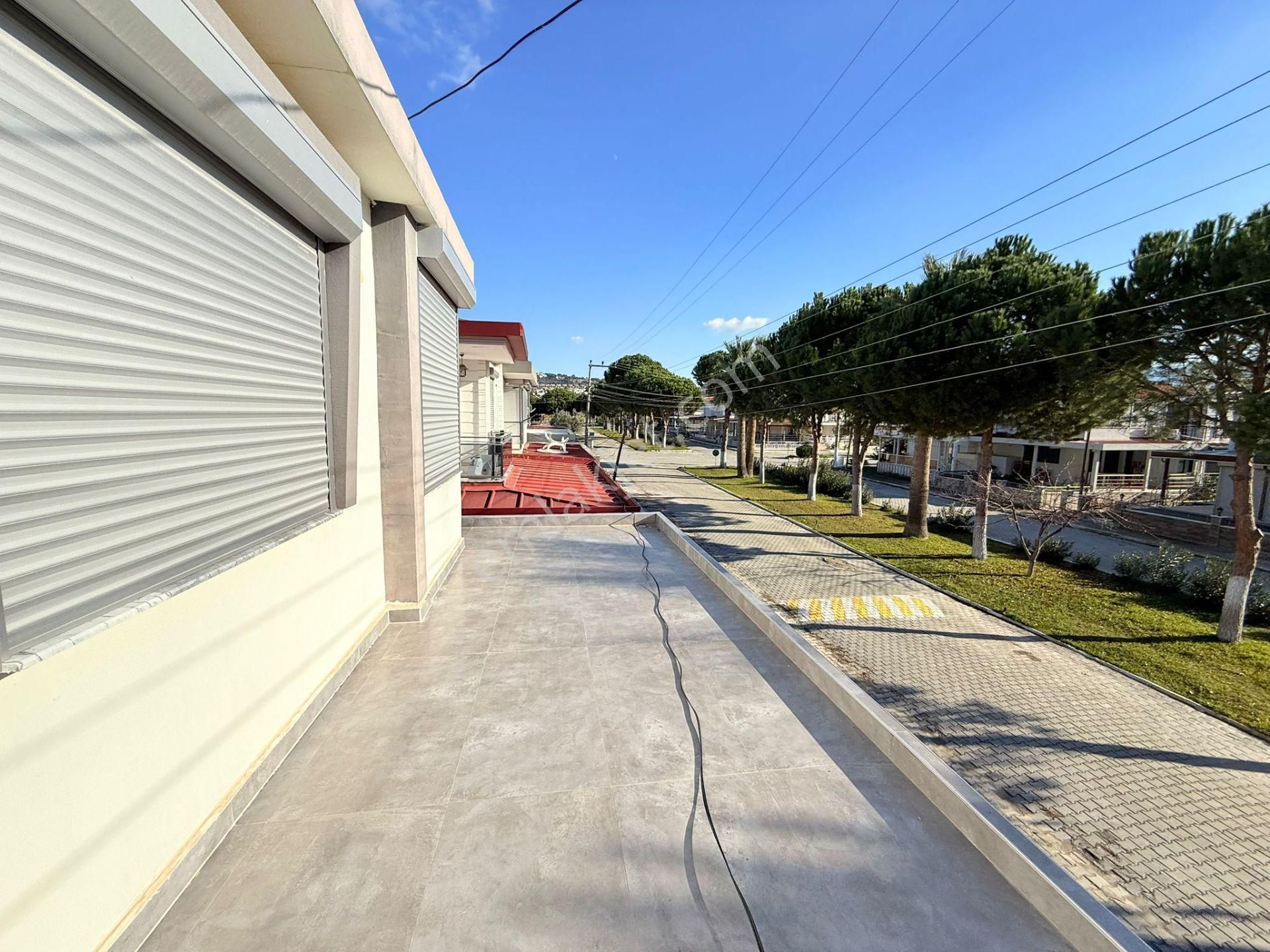 Aclass'dan Kusadasında Satılık Sahıle 200 M Mesafede Yatırımlık Bahçeli-fırsat Masrafsız Vılla - Görsel 13