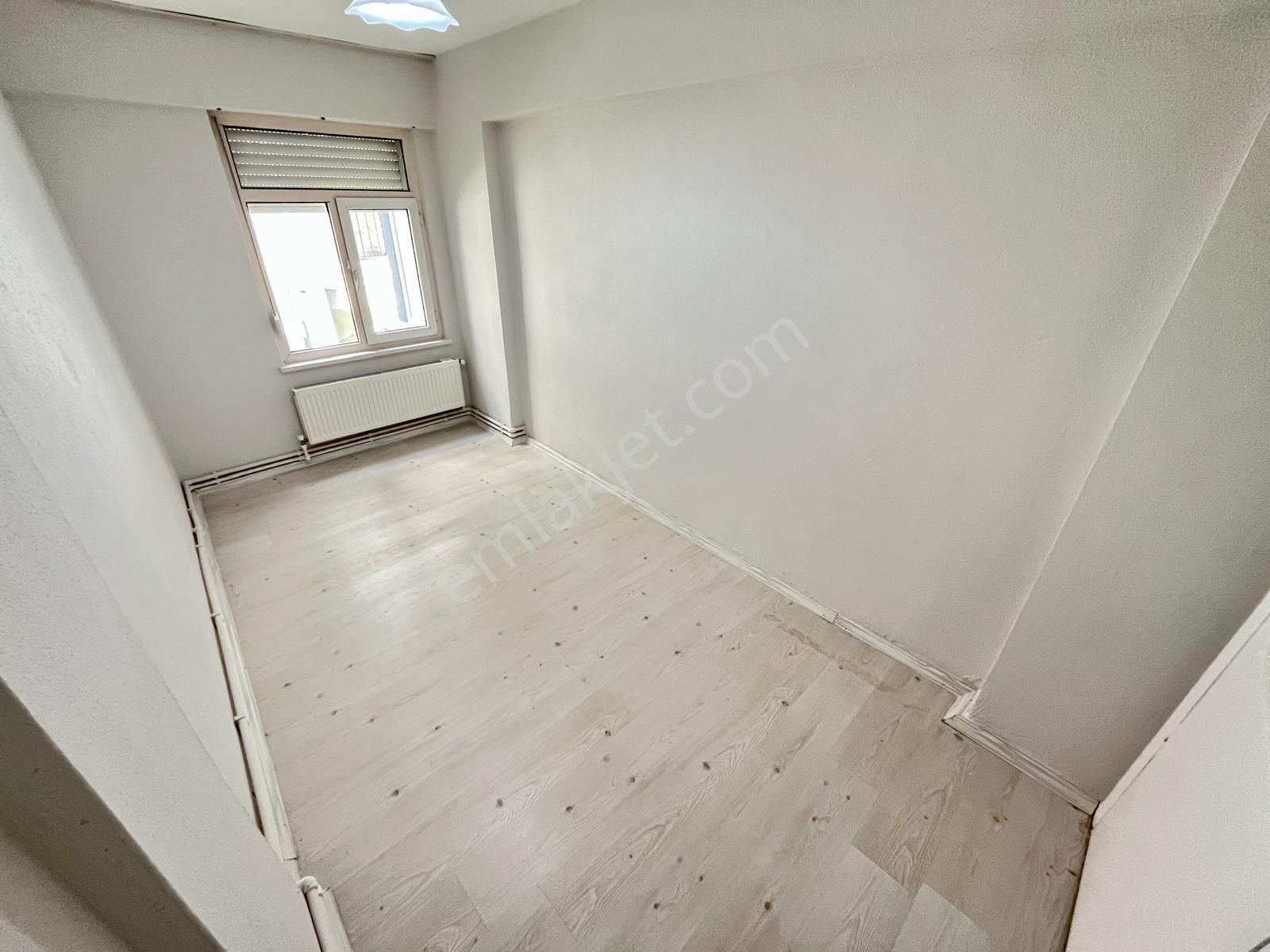 Akçay Sezgin Emlaktan Yüzme Havuzlu Fırsat Fiyat Satılık3+1daire - Görsel 11