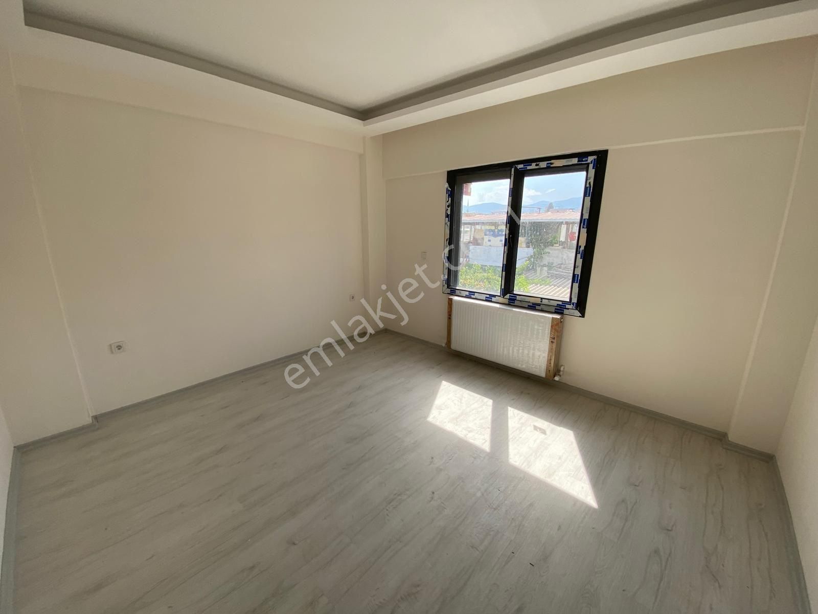 Gülyaka Saglık Ocagı Yakını 2+1/sıfır Daireler - Görsel 25