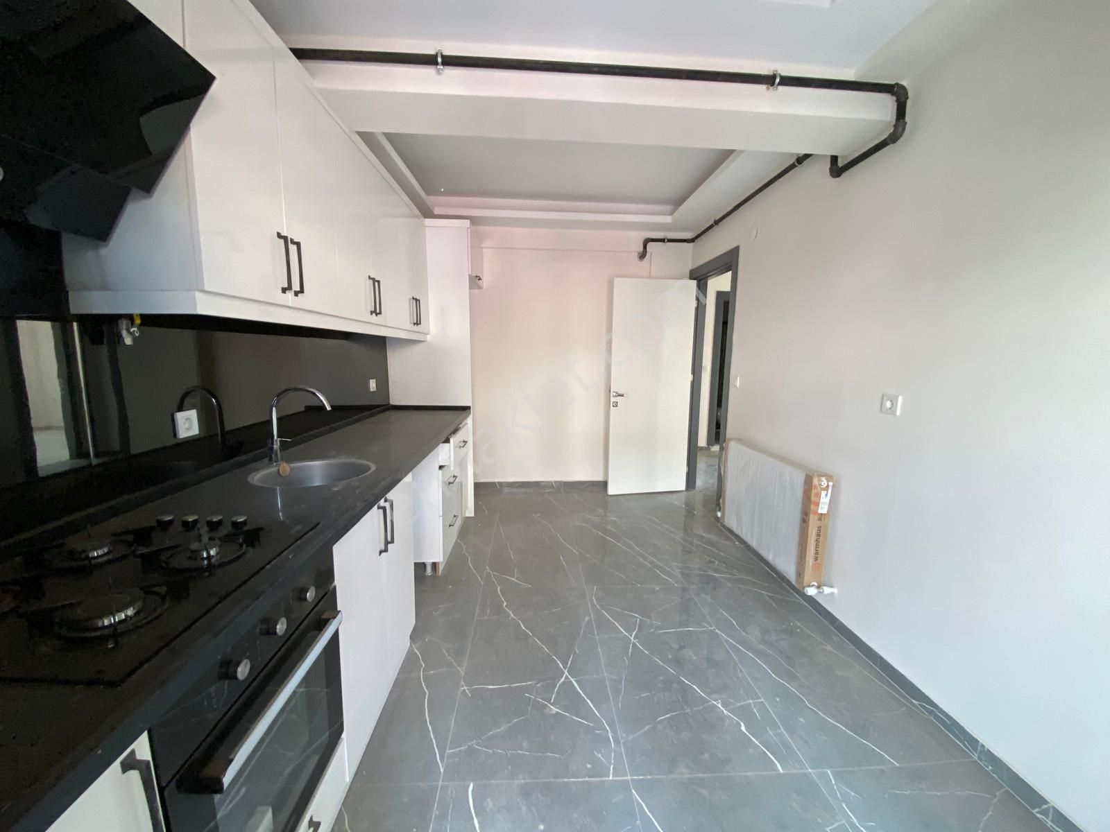 Gülyaka Saglık Ocagı Yakını 2+1/sıfır Daireler - Görsel 9