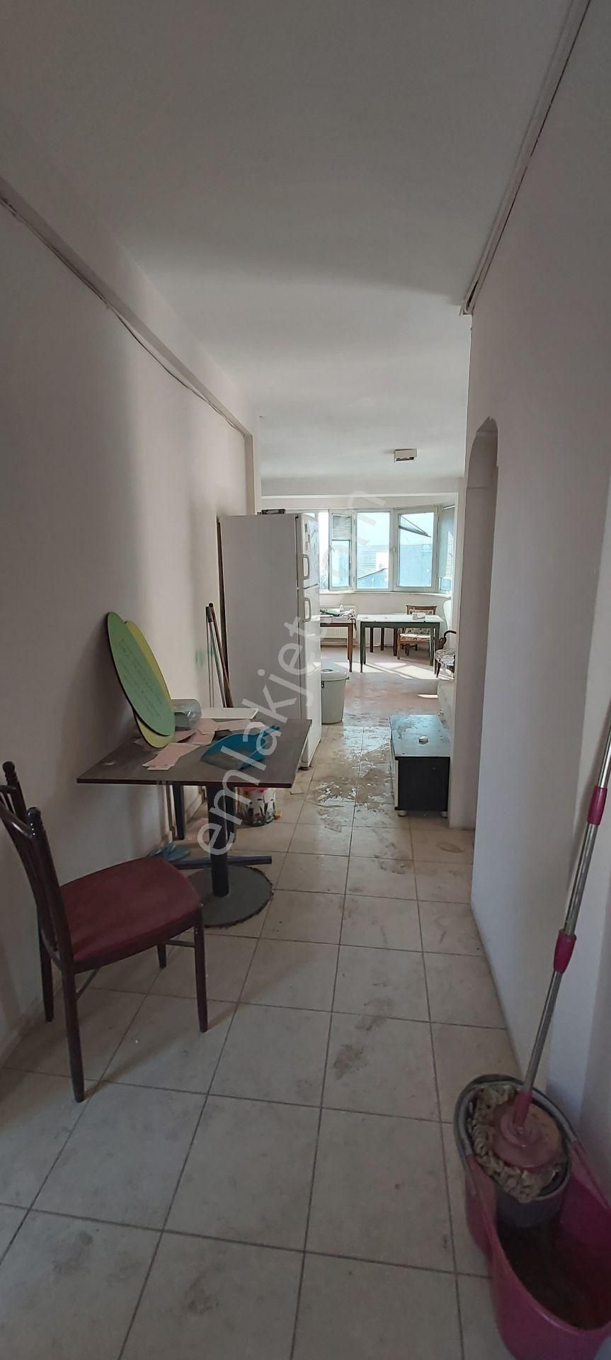 Ender Uysal Gayrimenkulden Üniversiteye Yakın 60 M2 Kiralık 1+1 Ofis... - Görsel 5