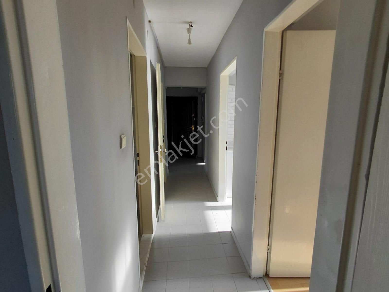 Bornova Evka 4 2+1 Güney Cephe Kiralık Daire - Görsel 19