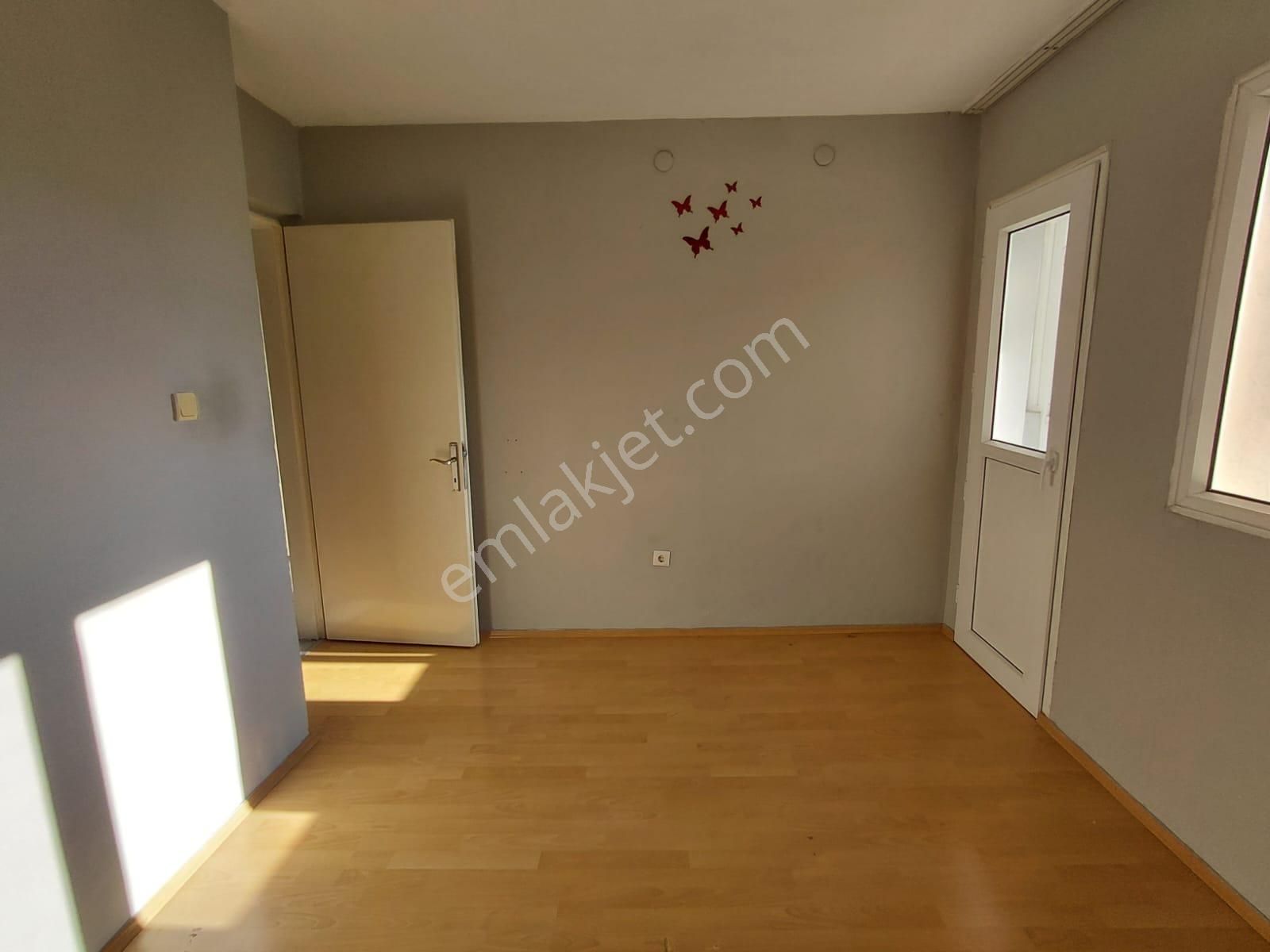 Bornova Evka 4 2+1 Güney Cephe Kiralık Daire - Görsel 15