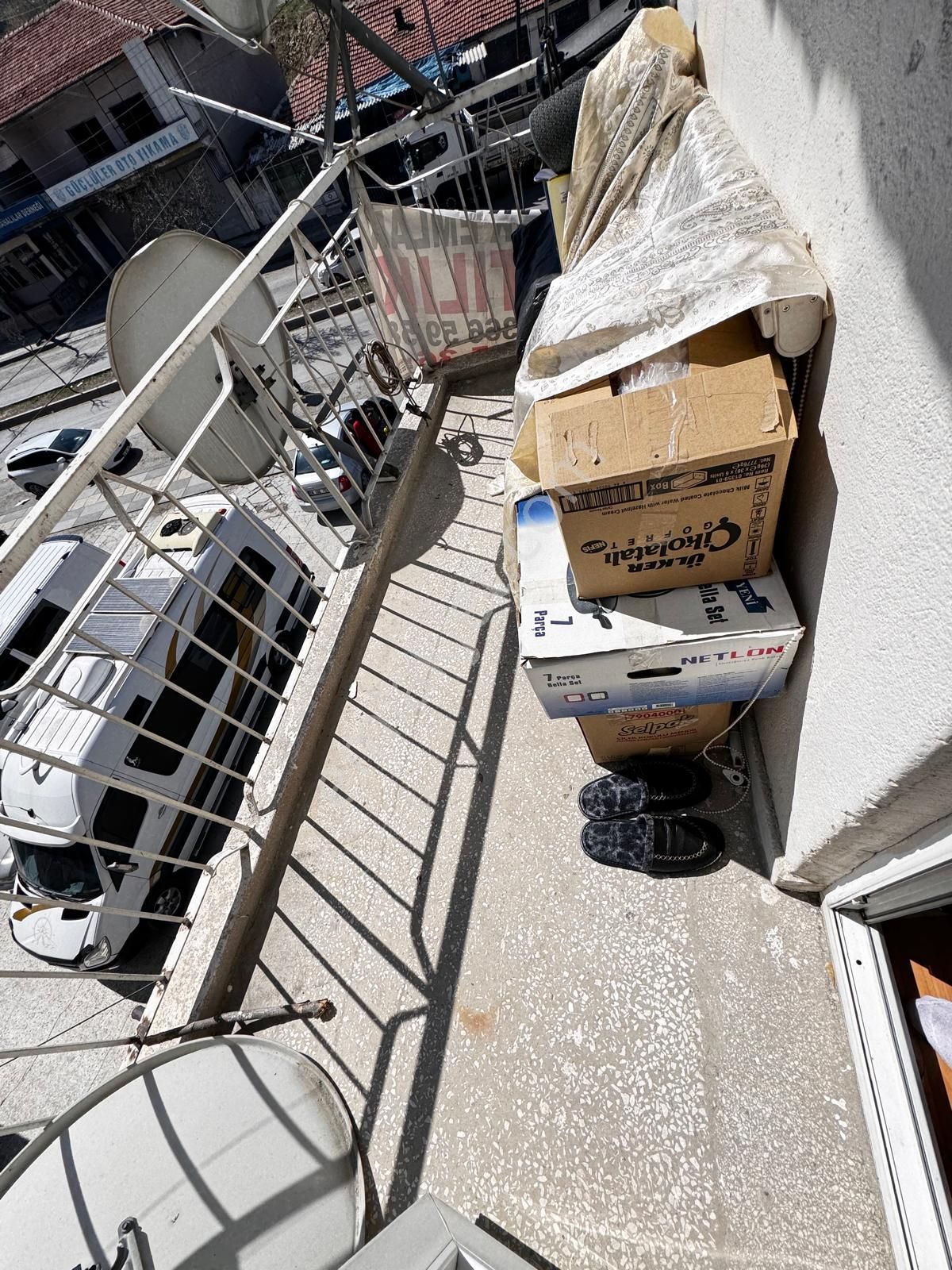 Lider Emlak'tan Örnek Mah. Masrafsız Ara Kat Satılık 3+1 Daire - Görsel 12