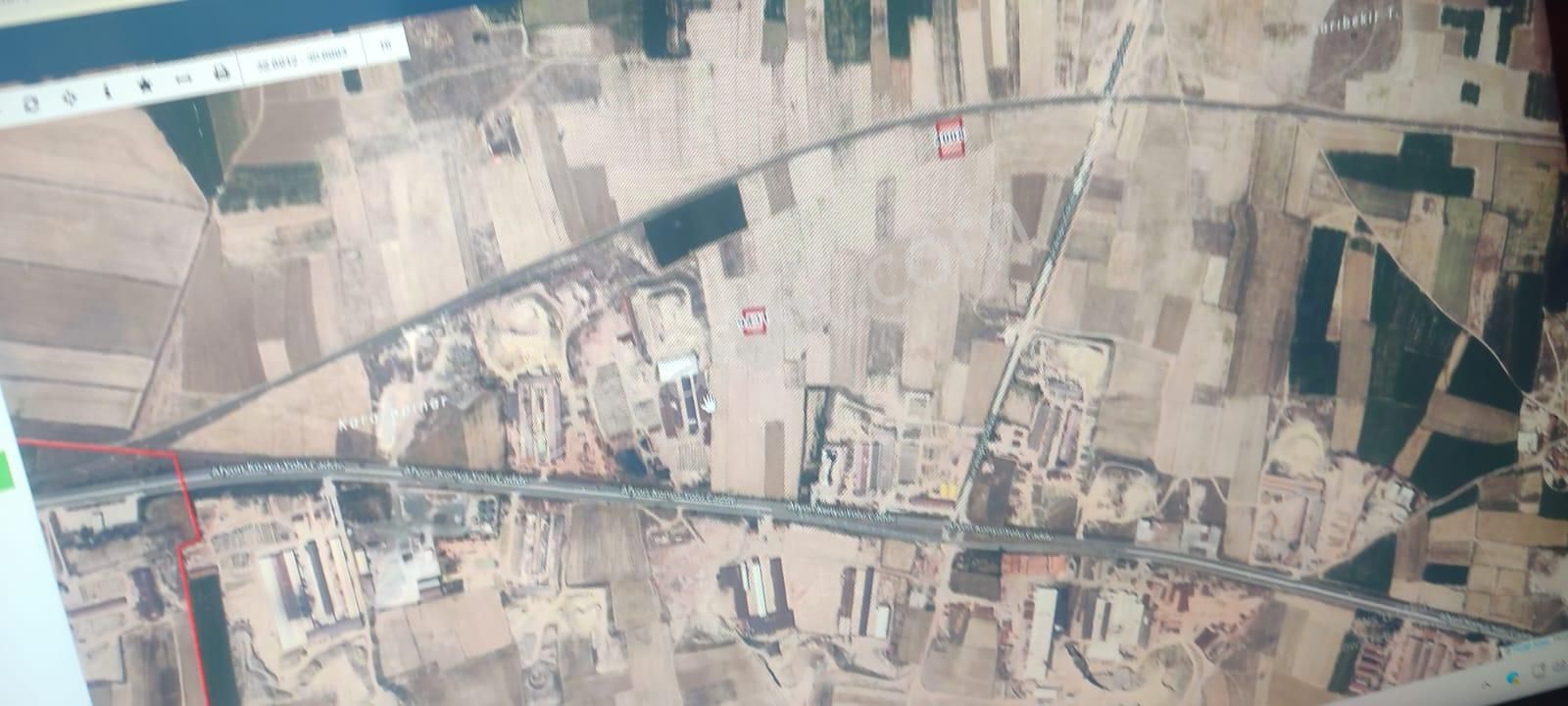 Afyon Tezcan Emlaktan Sülümenlide Yola Yakın Tarla