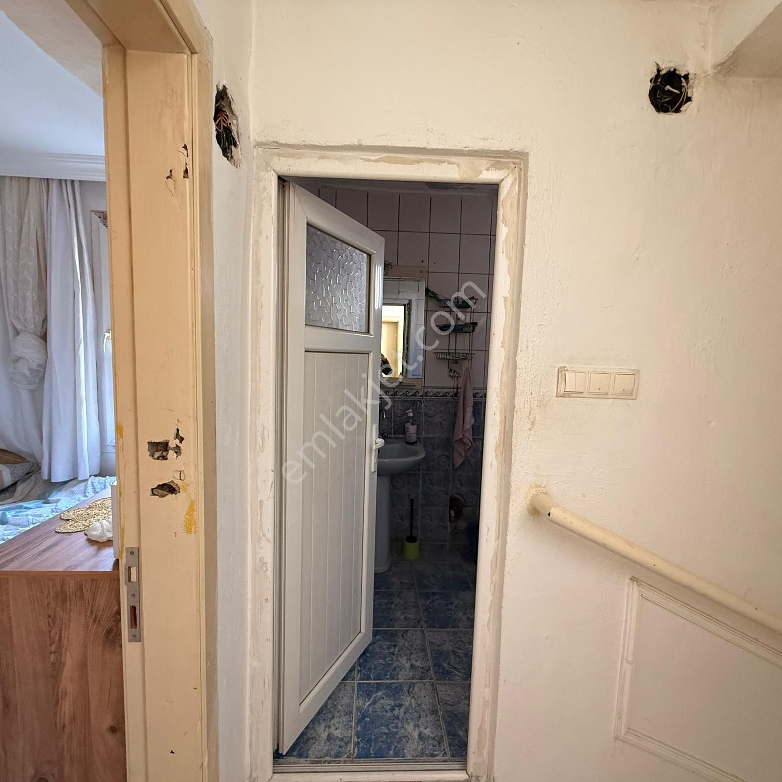 Stoptan Foça Denize Yakın 4+1 Bahçeli Tripleks Villa - Görsel 24