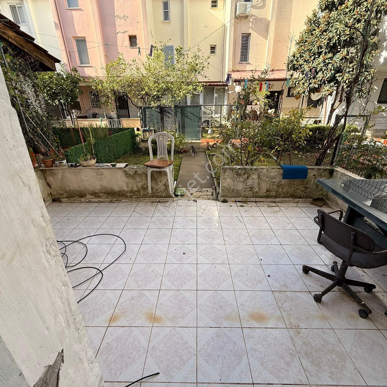 Stoptan Foça Denize Yakın 4+1 Bahçeli Tripleks Villa - Görsel 12