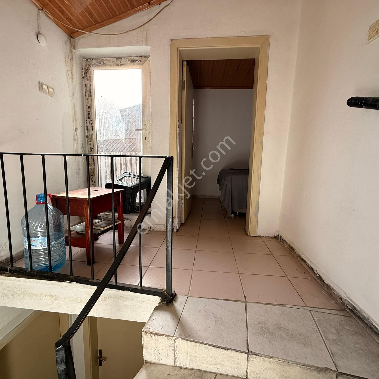 Stoptan Foça Denize Yakın 4+1 Bahçeli Tripleks Villa - Görsel 22