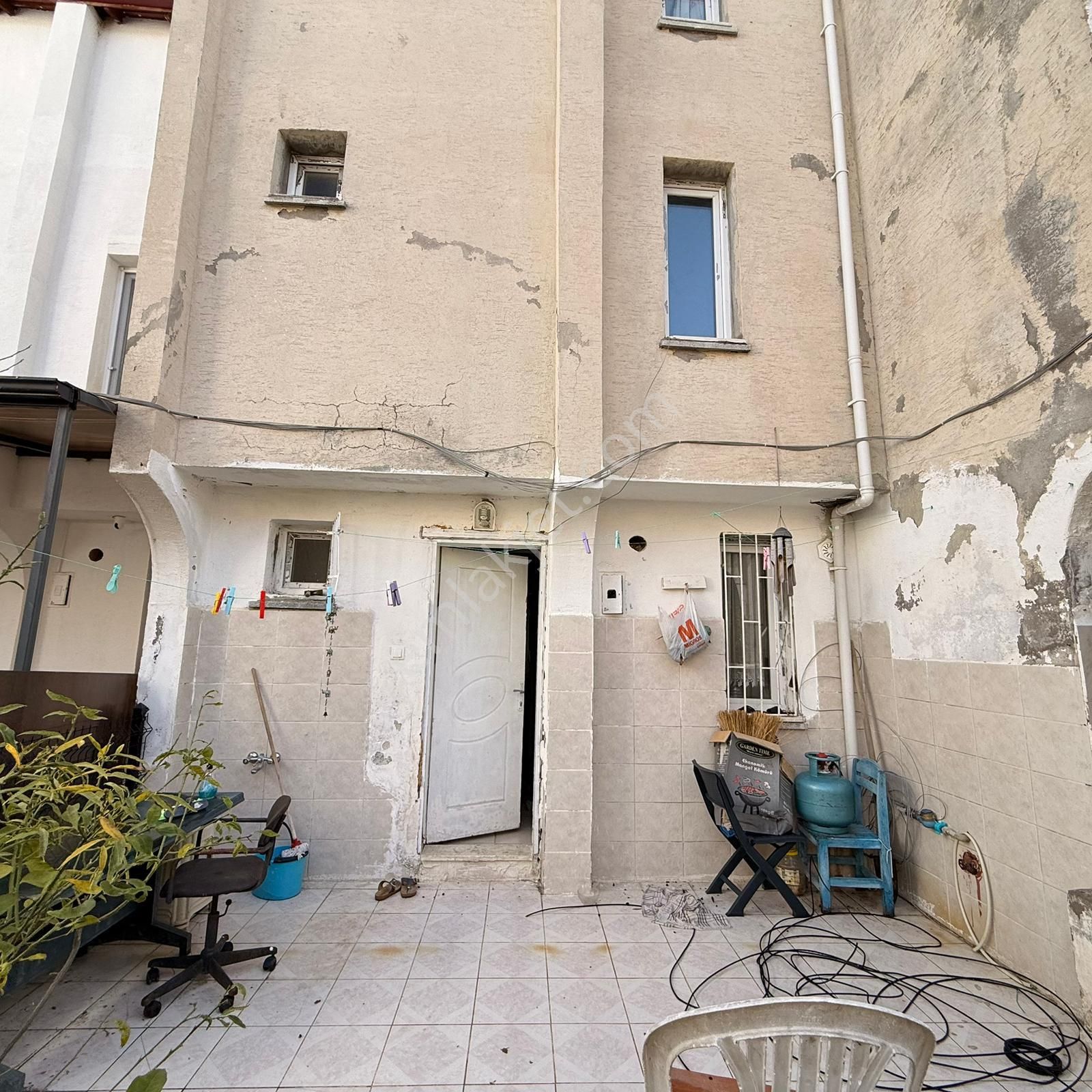 Stoptan Foça Denize Yakın 4+1 Bahçeli Tripleks Villa - Görsel 18