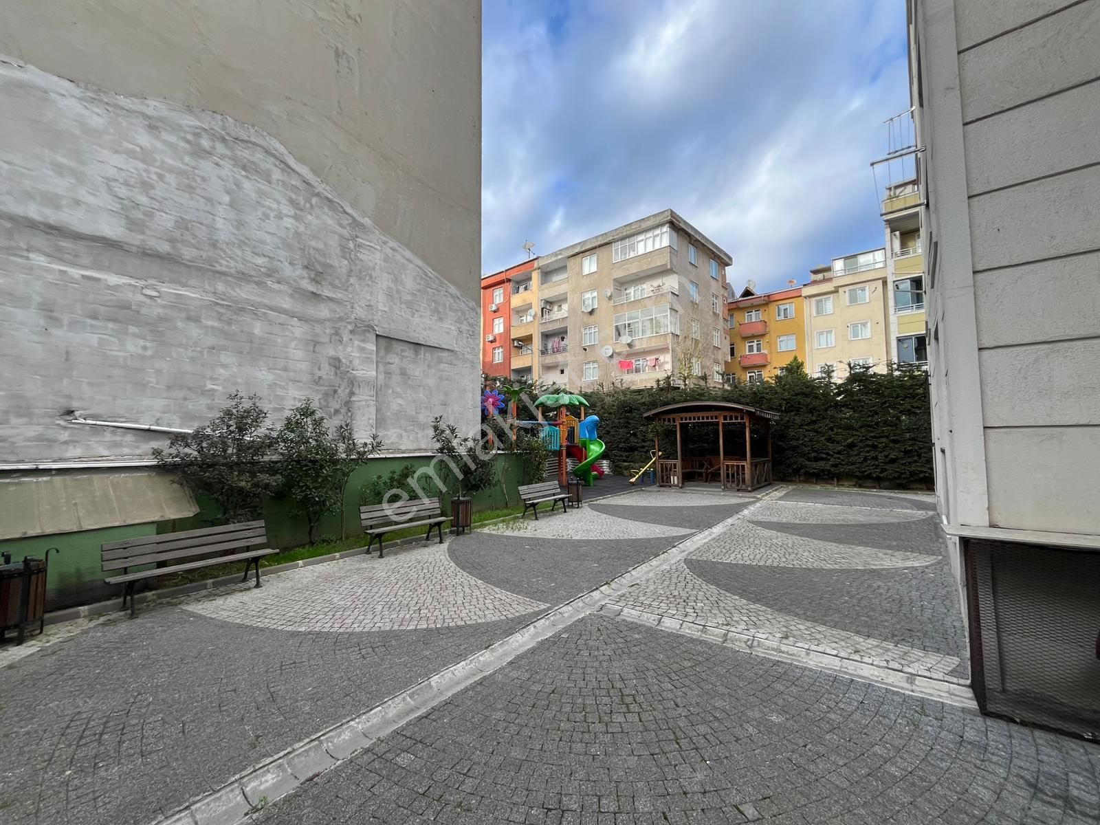 Remax'tan Çınar Park Evlerinde Satılık 2+1 Krediye Uygun Daire - Görsel 27