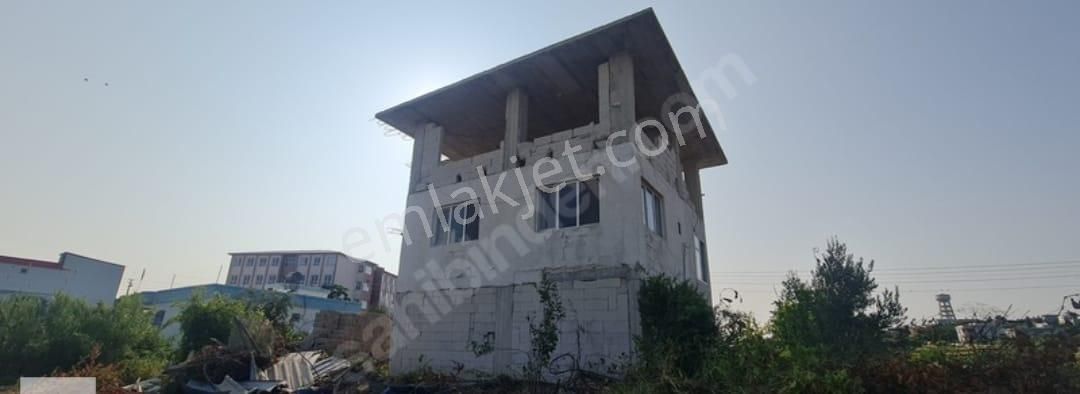 Karataş Kemaliye Mah.de Arsa Parasına Satılık 3 Katlı Ev - Görsel 16