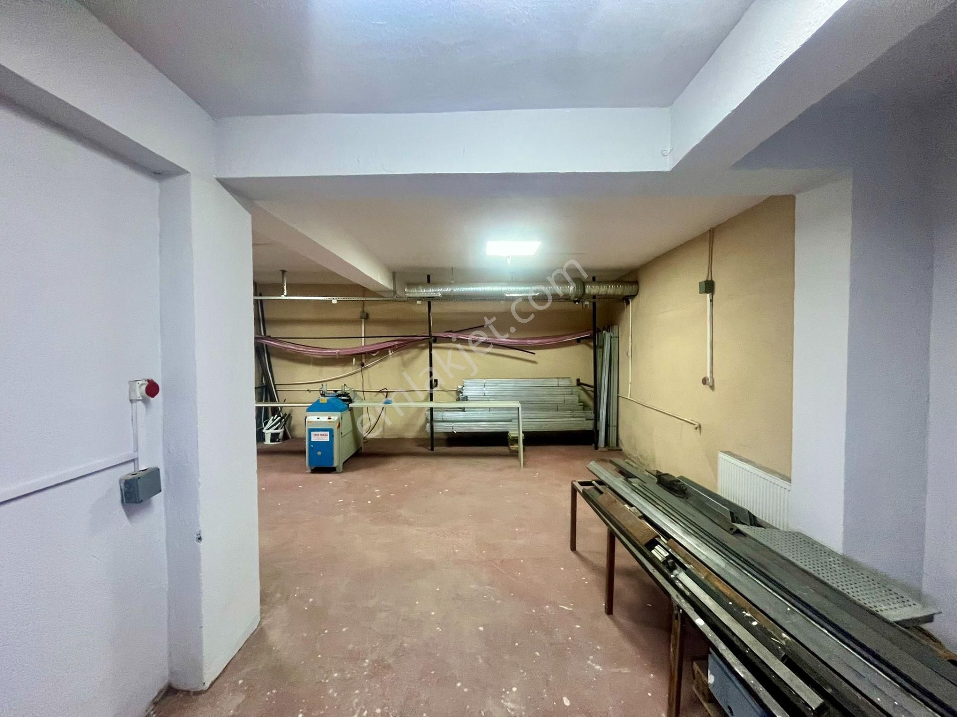 Samandıra Osmangazi Mh Satılık Depolu Yük Asansörlü 350m2 Dükkan - Görsel 20