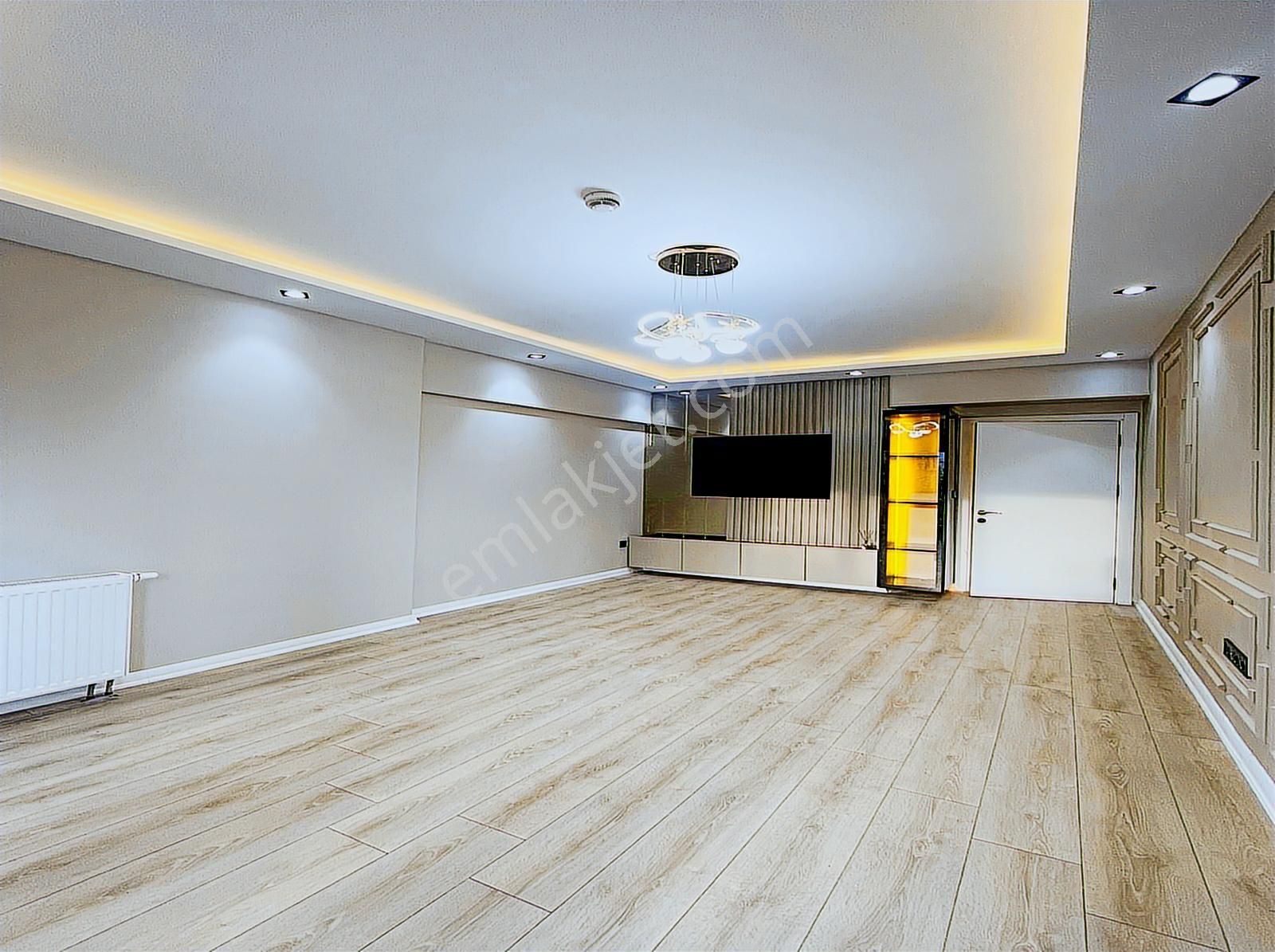 Modern Site'de Full Donalımlı Geniş M² Li 2+1 Satılık Daire - Görsel 26