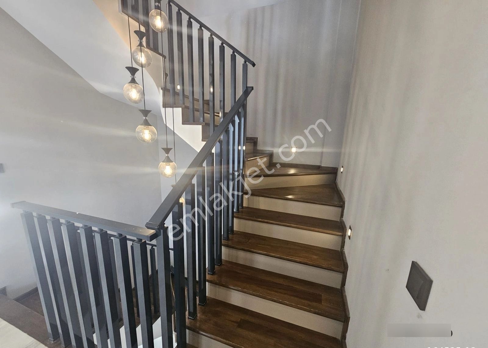 Ultra Lüks Müstakil 4+1 Tripleks Villa | Havuzlu&açık Otoparklı - Görsel 14