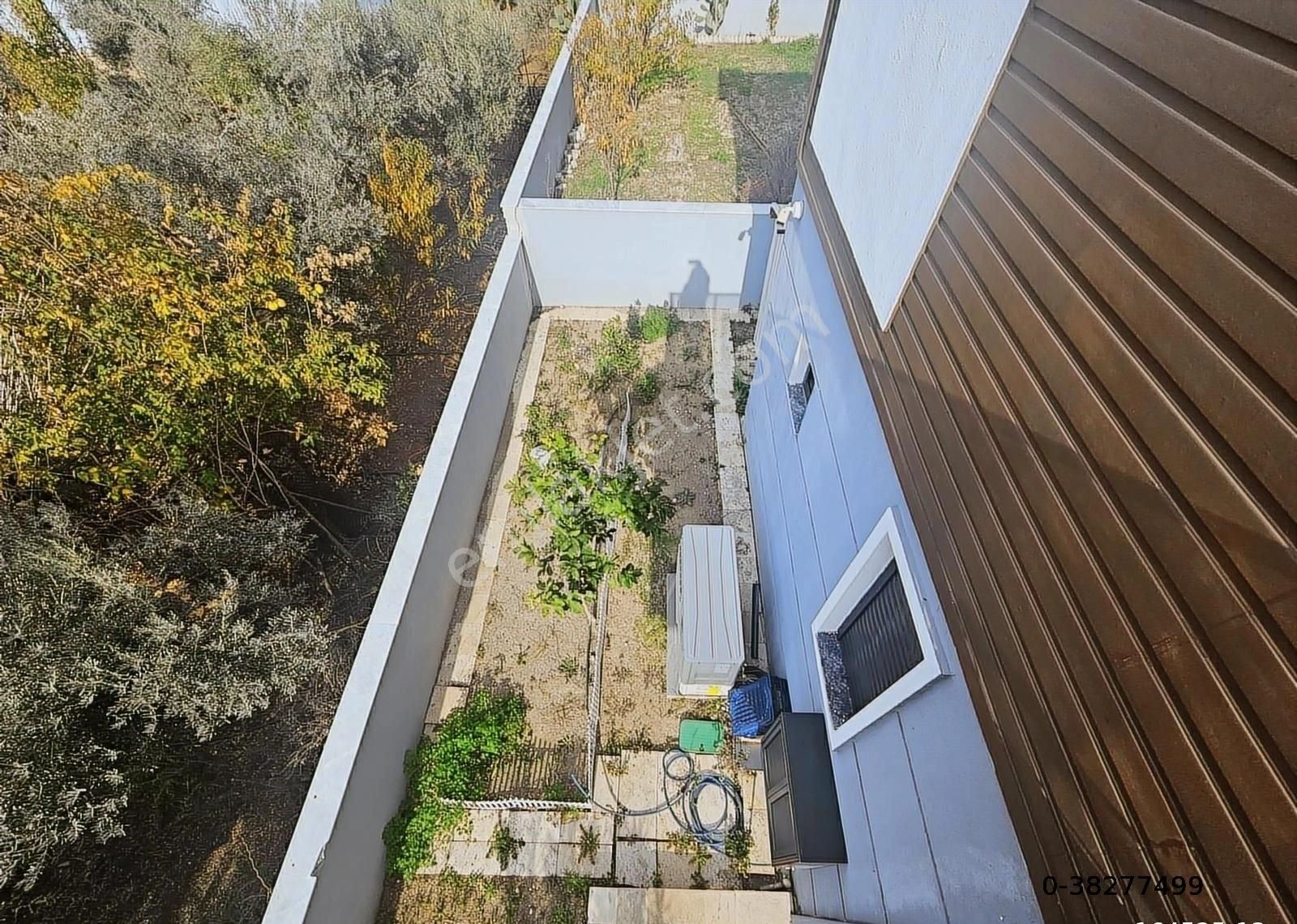 Ultra Lüks Müstakil 4+1 Tripleks Villa | Havuzlu&açık Otoparklı - Görsel 9