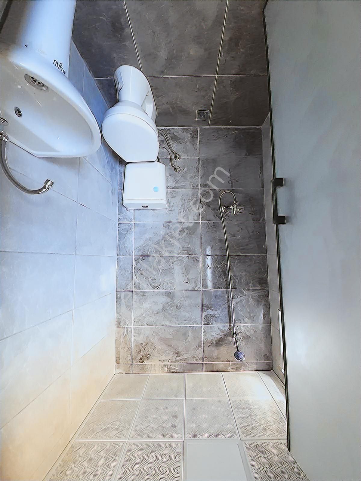 Acil Menderes Mah. Ara 1katta Ön Cephe Full Yapılı Ebeveyn Ban. - Görsel 18