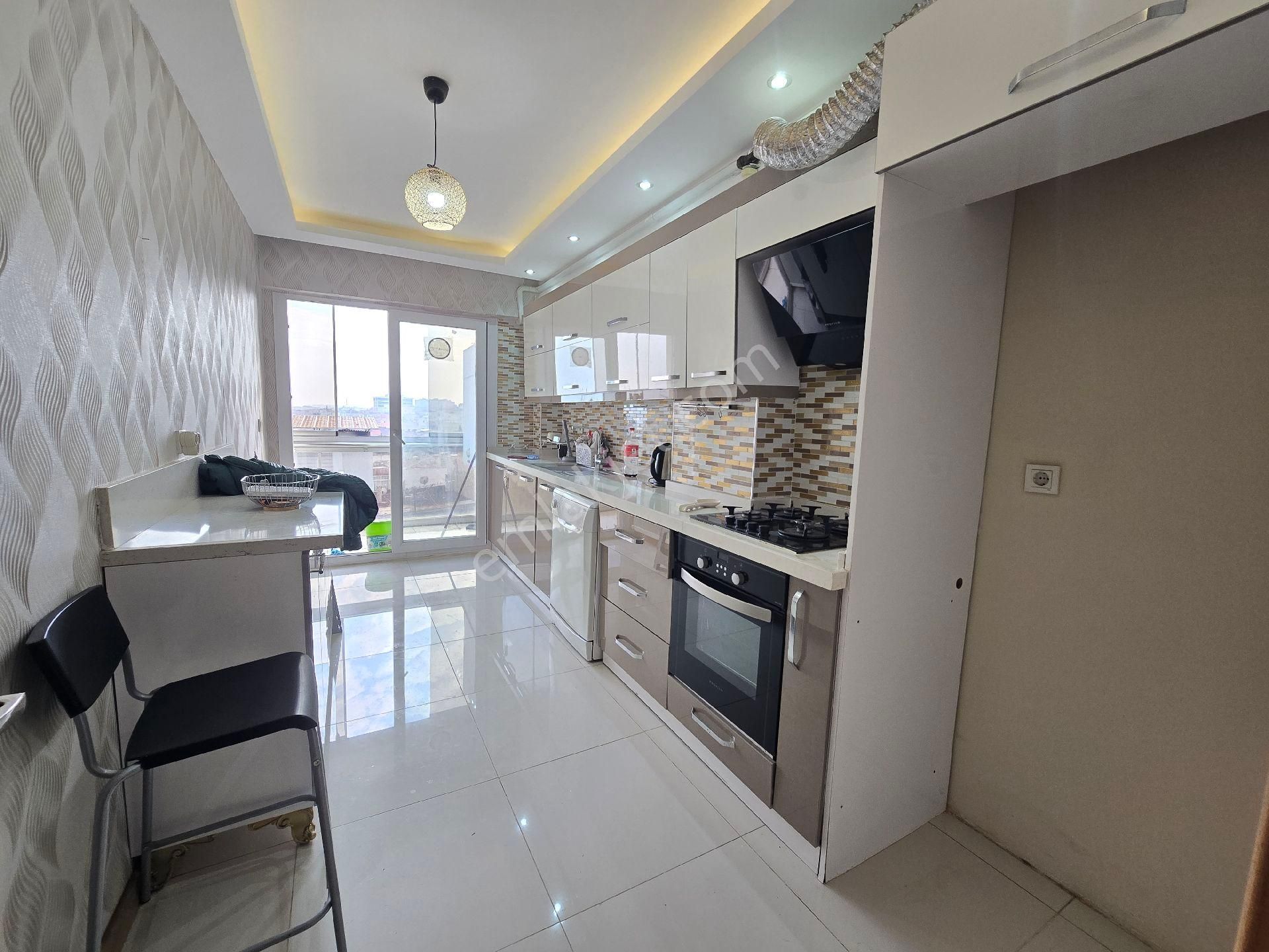 Uçan Emlak- Türbe Caddesi Üzeri 3+1 Yeni Bina Lüks Daire