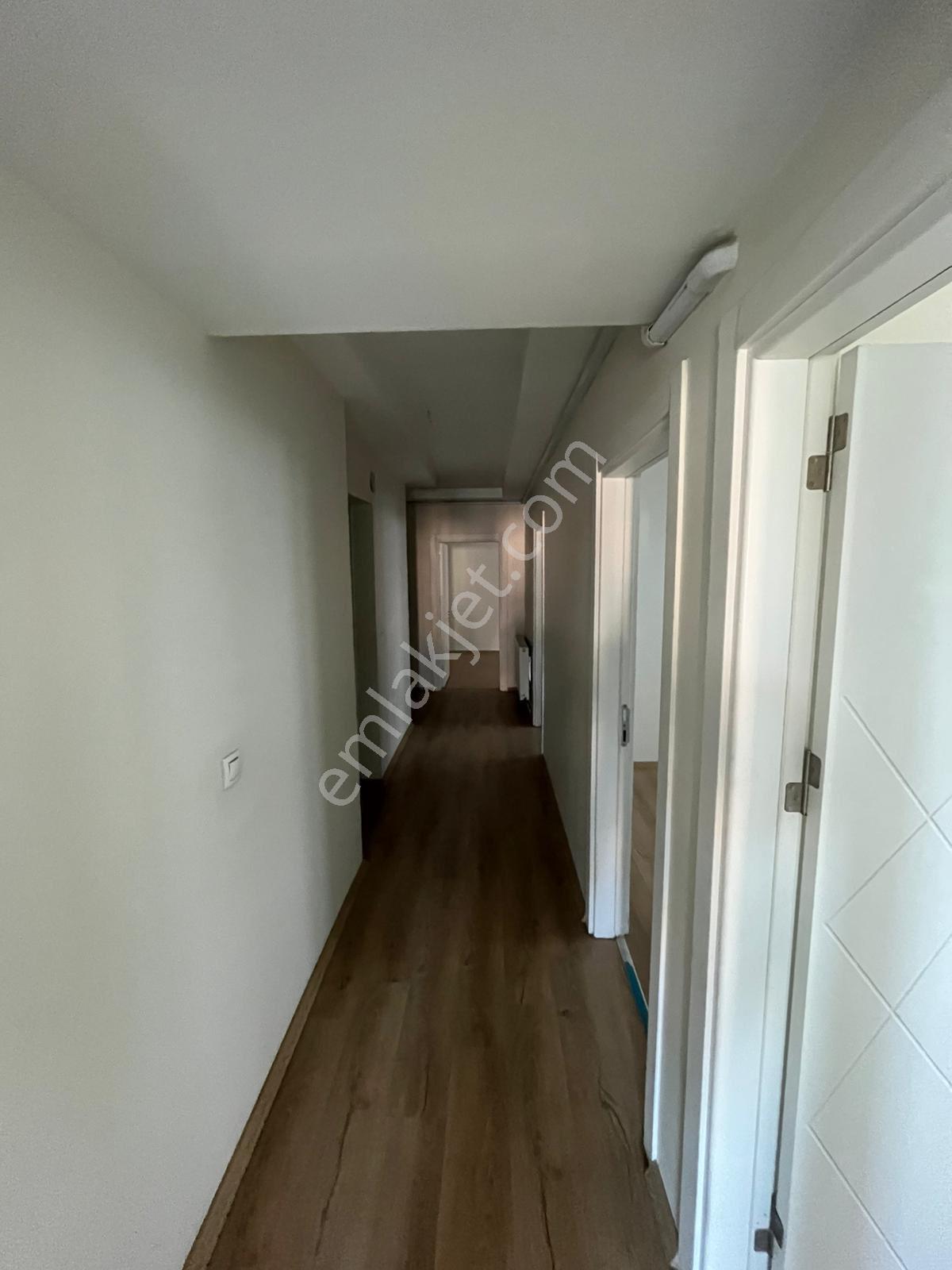 Turgutlu Ankara Asfaltı Üzerinde Satılık Lüks Daire - Görsel 20