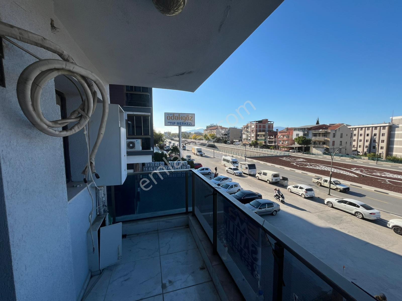 Turgutlu Ankara Asfaltı Üzerinde Satılık Lüks Daire - Görsel 6