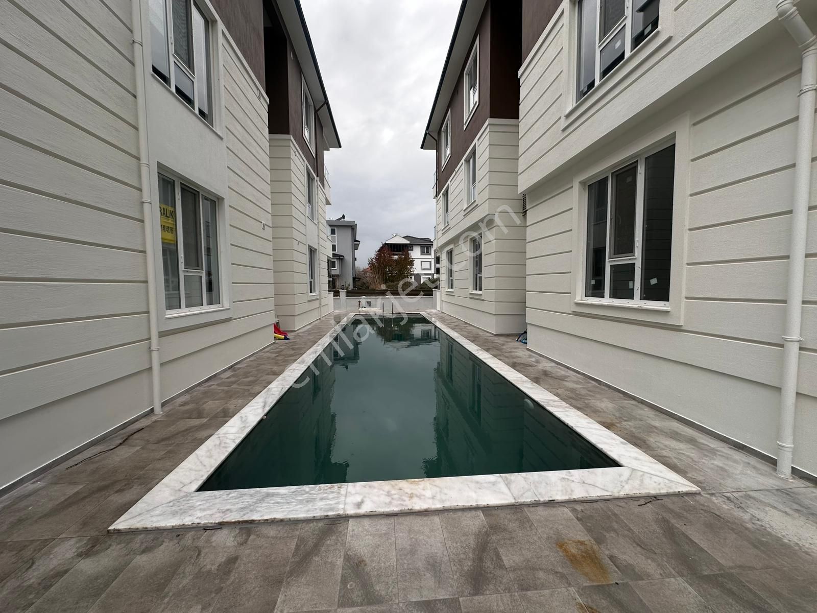 Dalaman Hürriyet Mahallesinde Havuzlu 1+1 75 M2 Satılık Daire - Görsel 6