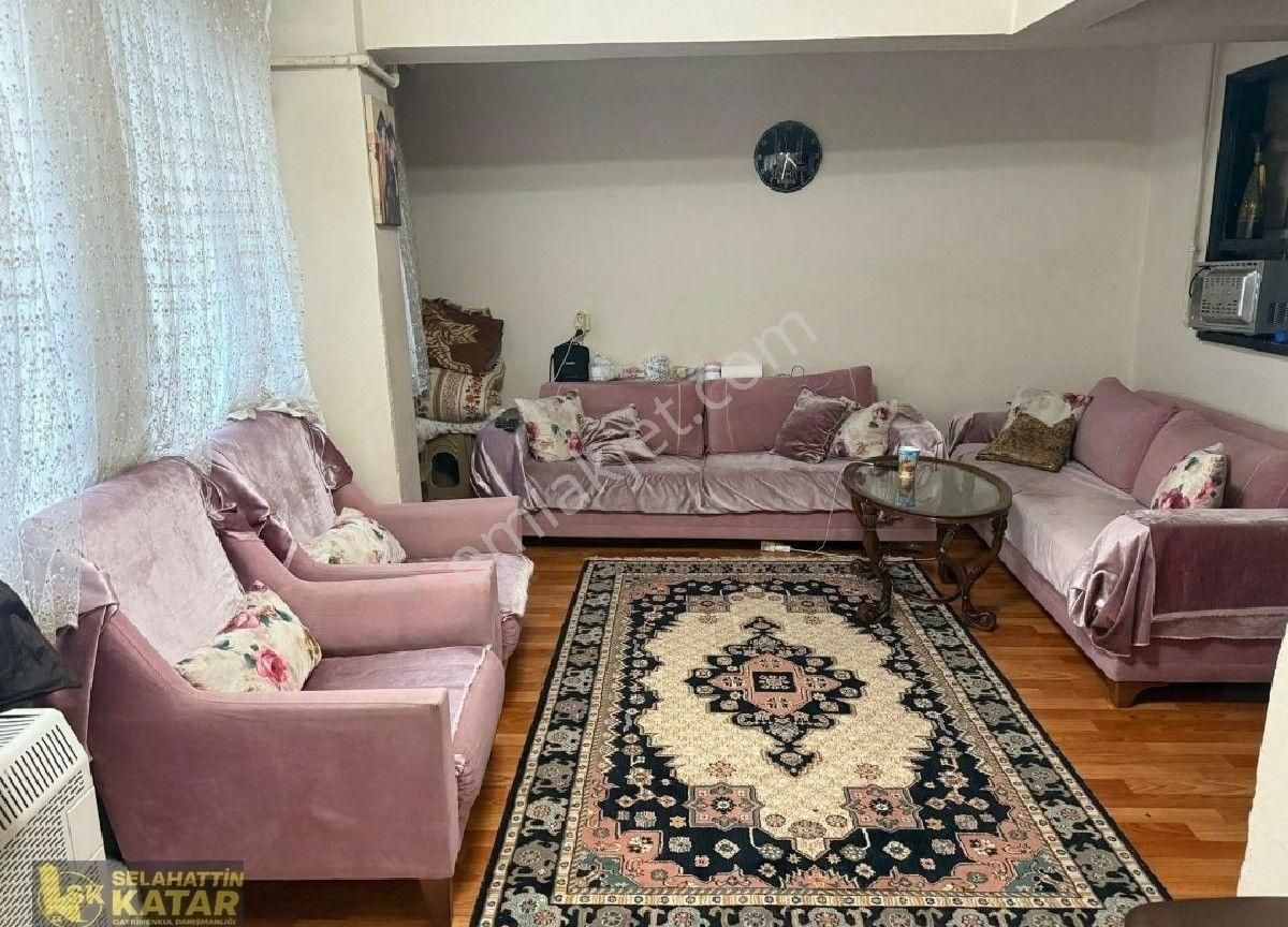 Namazgah Çelebi Mehmet Cadde Üzeri .2+1.75m.1.kat.doğalgaz.sobalı.daire