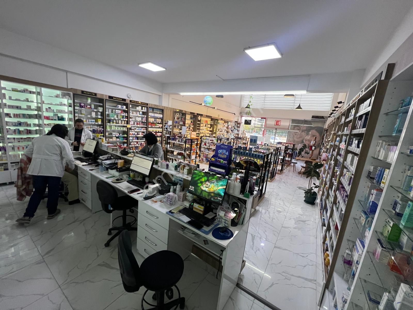 Cumhuriyet Mah. Yüksek Cirolu Geniş Vitrinli Full Yapılı Devren Kiralık - Görsel 5