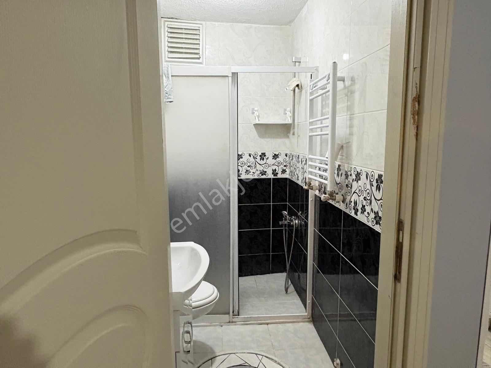 Metroya Yürüme Mesafede Full Lüks Eşyalı 2+1 Daire - Görsel 17