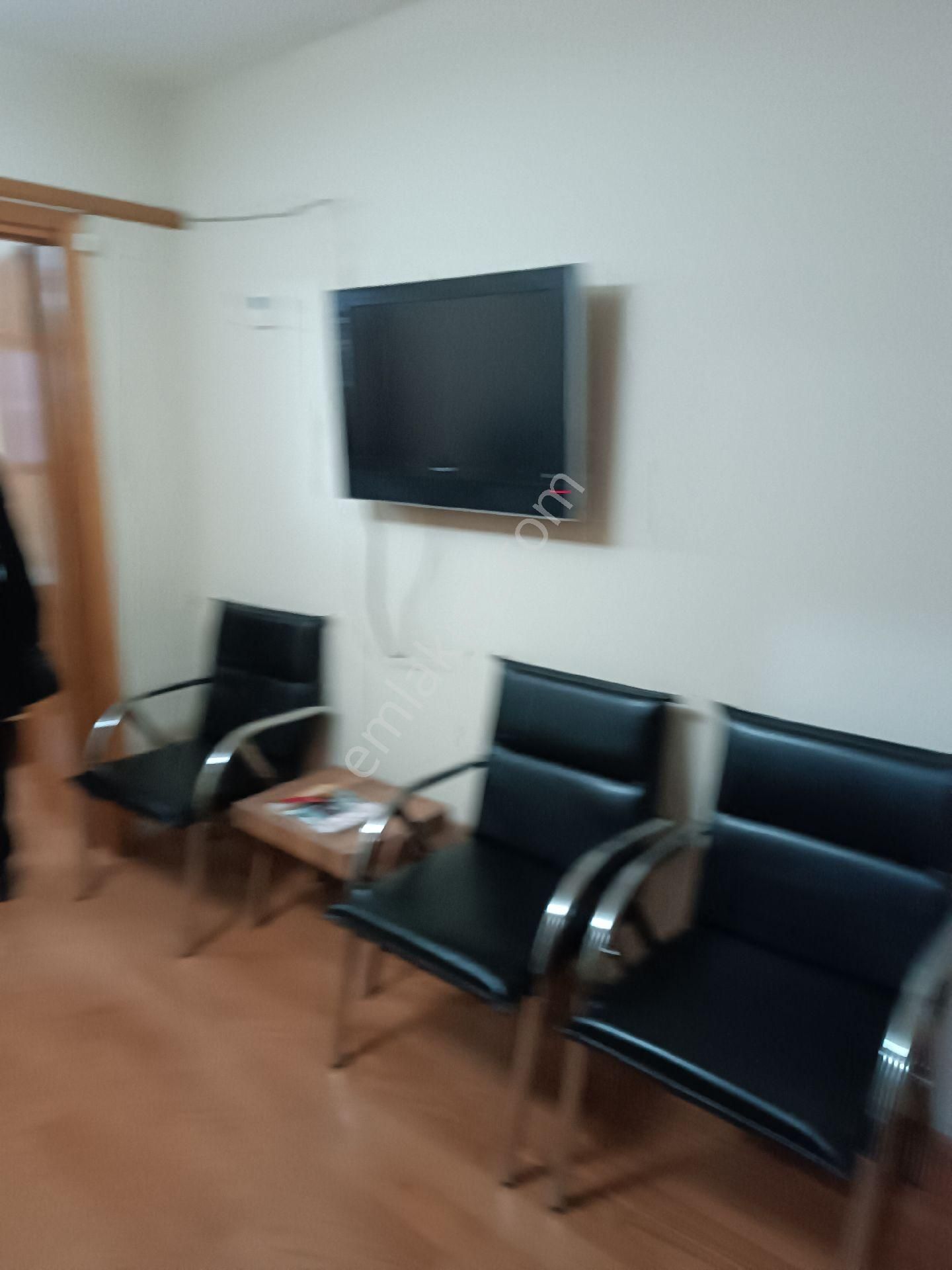 Karşıyaka Çarşı Vakıf İş Hanı'nda Kiralık Ofis - Görsel 10
