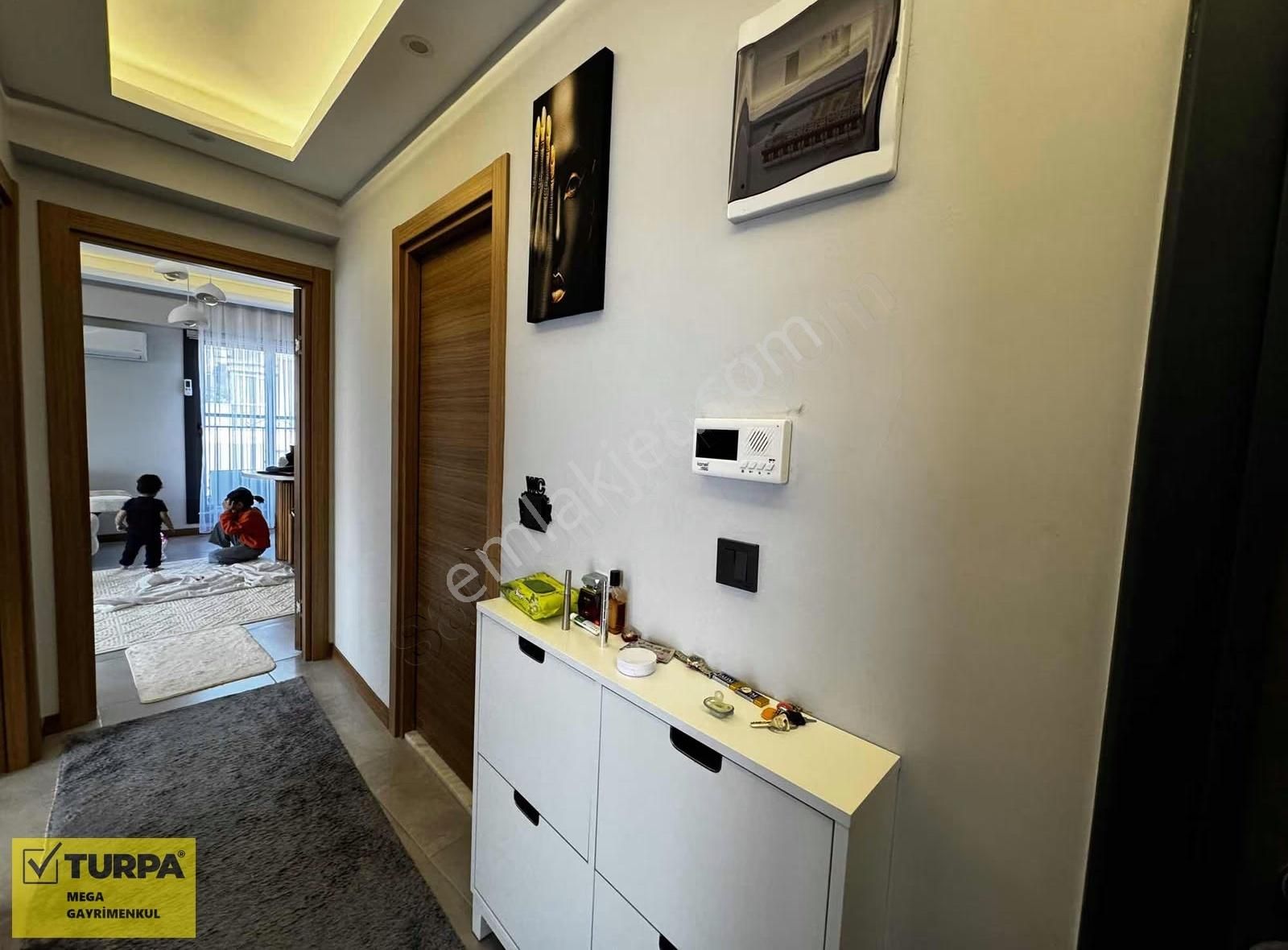 Bayraklı Soğukkuyu Da Satılık 2+1 Daire K.mutfak Önü Açık - Görsel 12