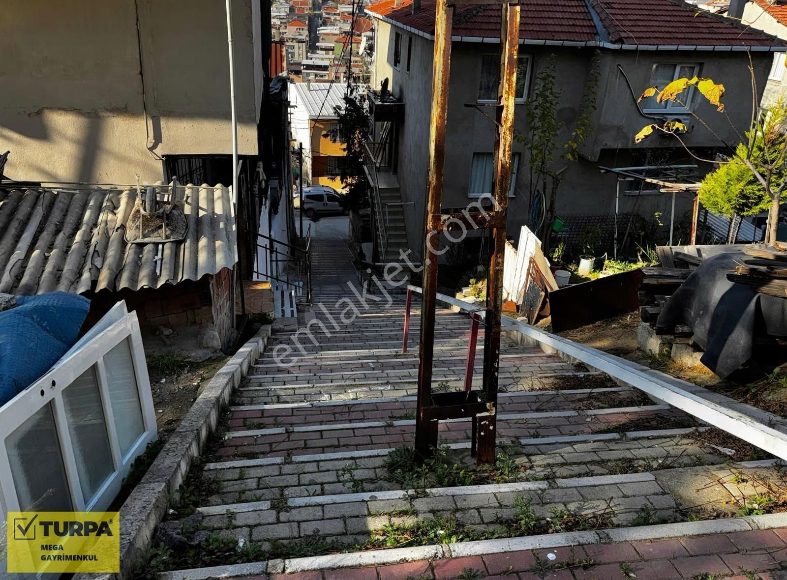 Bayraklı Yamanlar Mahallesinde Kiralık 2+1 Daire - Görsel 8