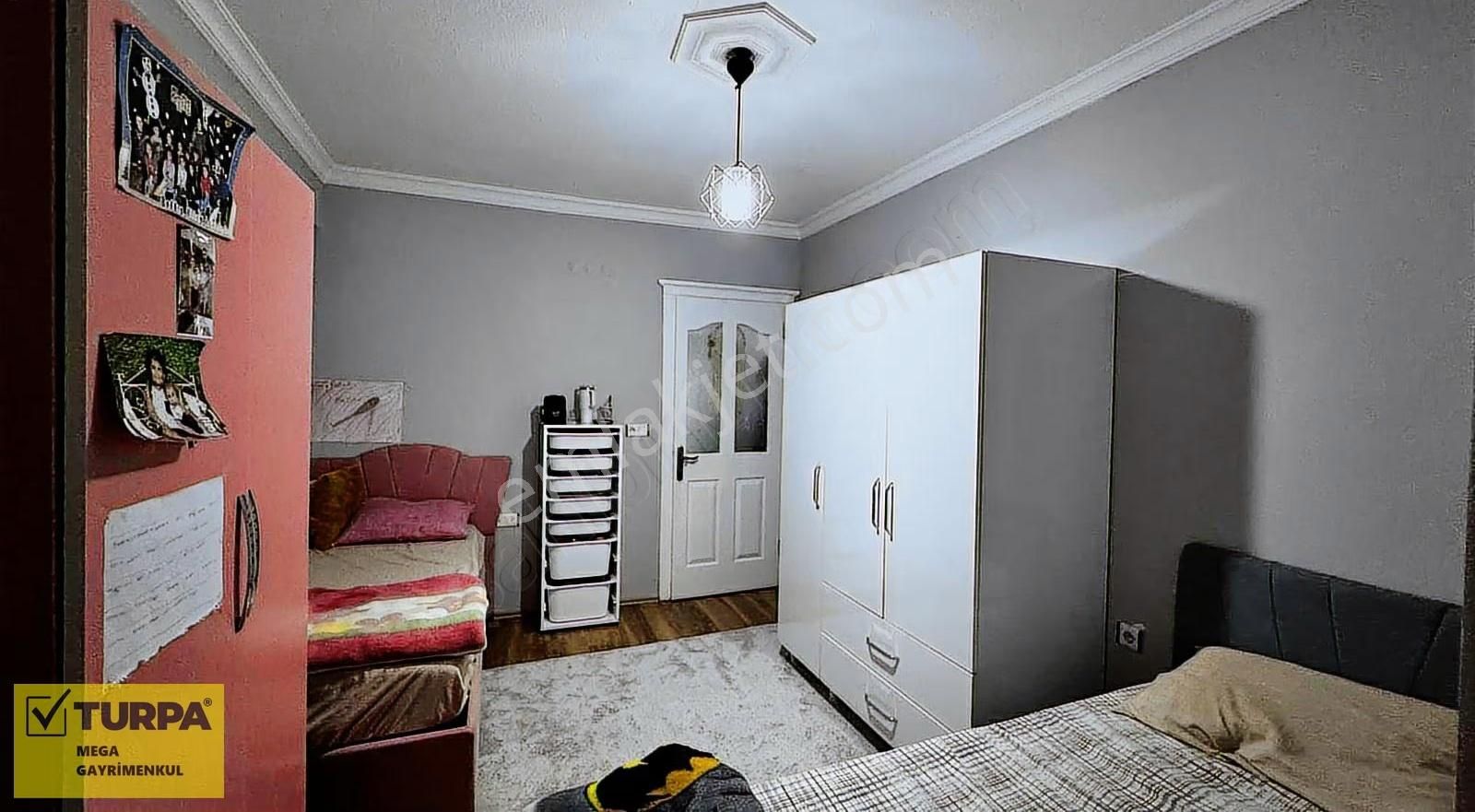 Bayraklı Yamanlar Mahallesinde 2+1 Satılık Daire - Görsel 13