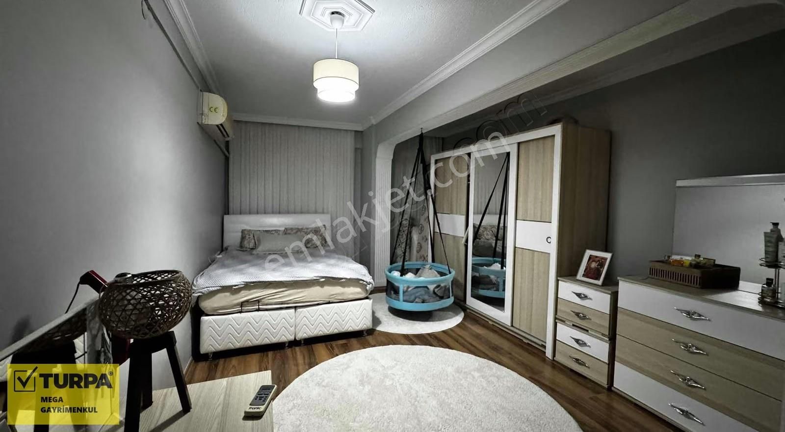 Bayraklı Yamanlar Mahallesinde 2+1 Satılık Daire - Görsel 4