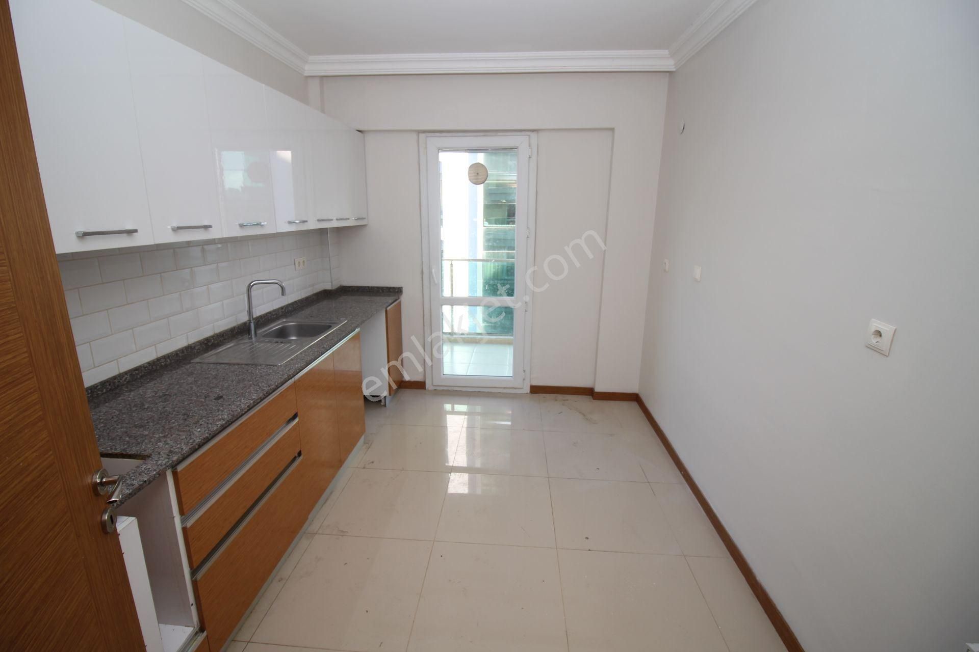 Ali Pehlivanoğlu Konutlarında Arakat Ebeveyn Banyolu 3+1 - Görsel 17