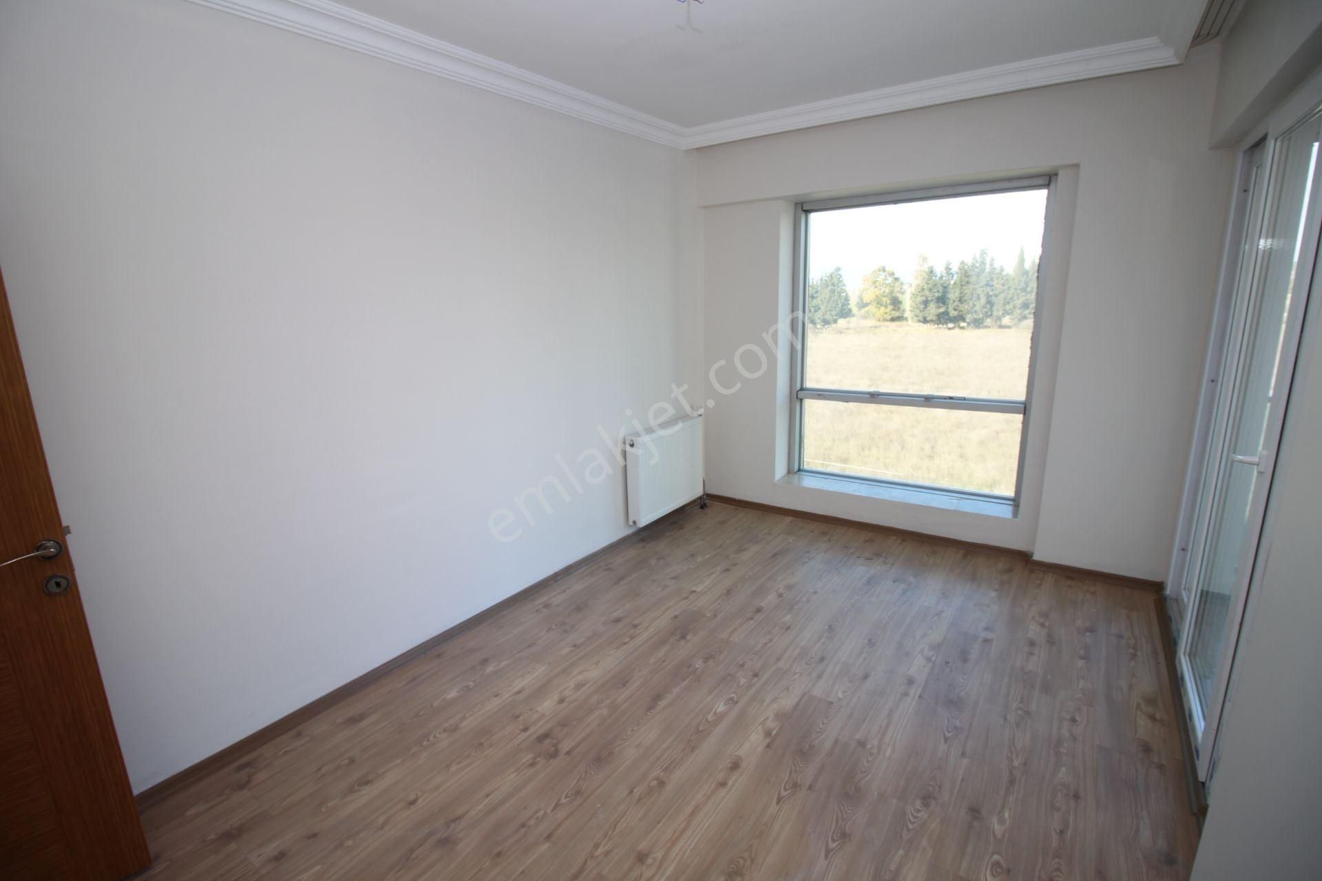 Ali Pehlivanoğlu Konutlarında Arakat Ebeveyn Banyolu 3+1 - Görsel 33