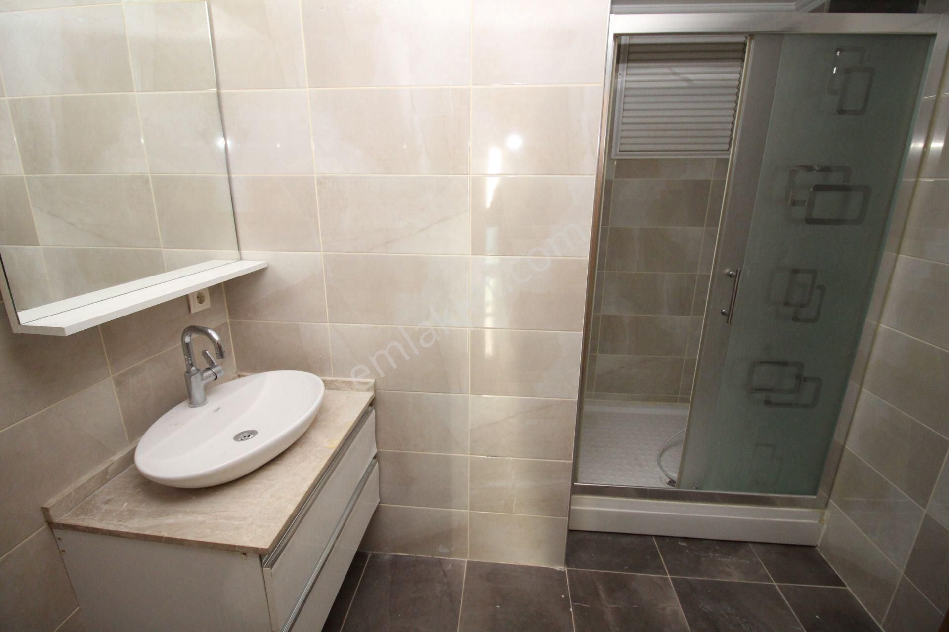 Ali Pehlivanoğlu Konutlarında Arakat Ebeveyn Banyolu 3+1 - Görsel 22