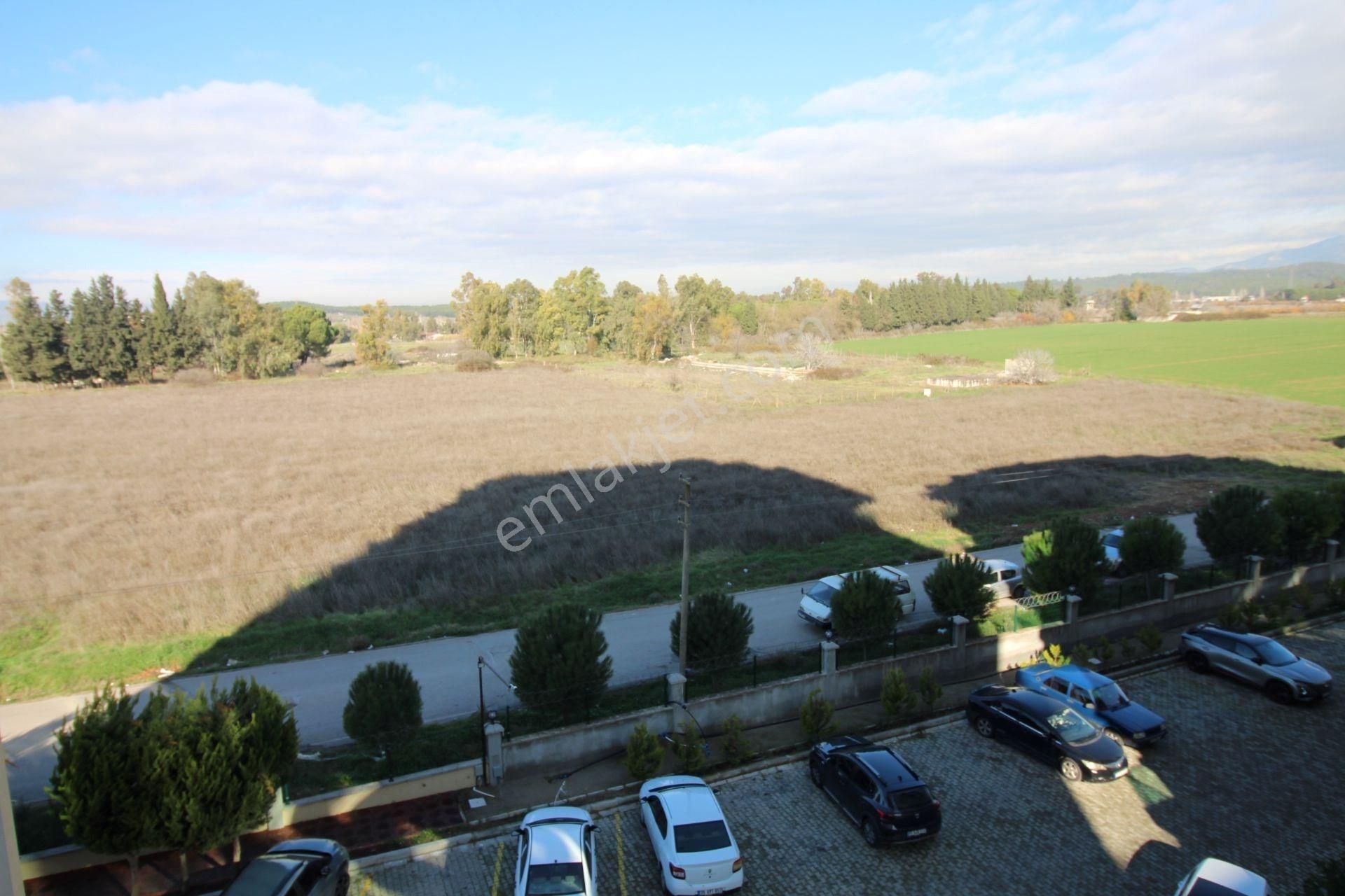 Ali Pehlivanoğlu Konutlarında Arakat Ebeveyn Banyolu 3+1 - Görsel 11