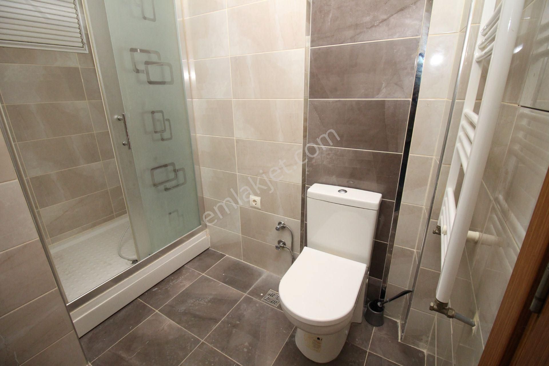 Ali Pehlivanoğlu Konutlarında Arakat Ebeveyn Banyolu 3+1 - Görsel 23