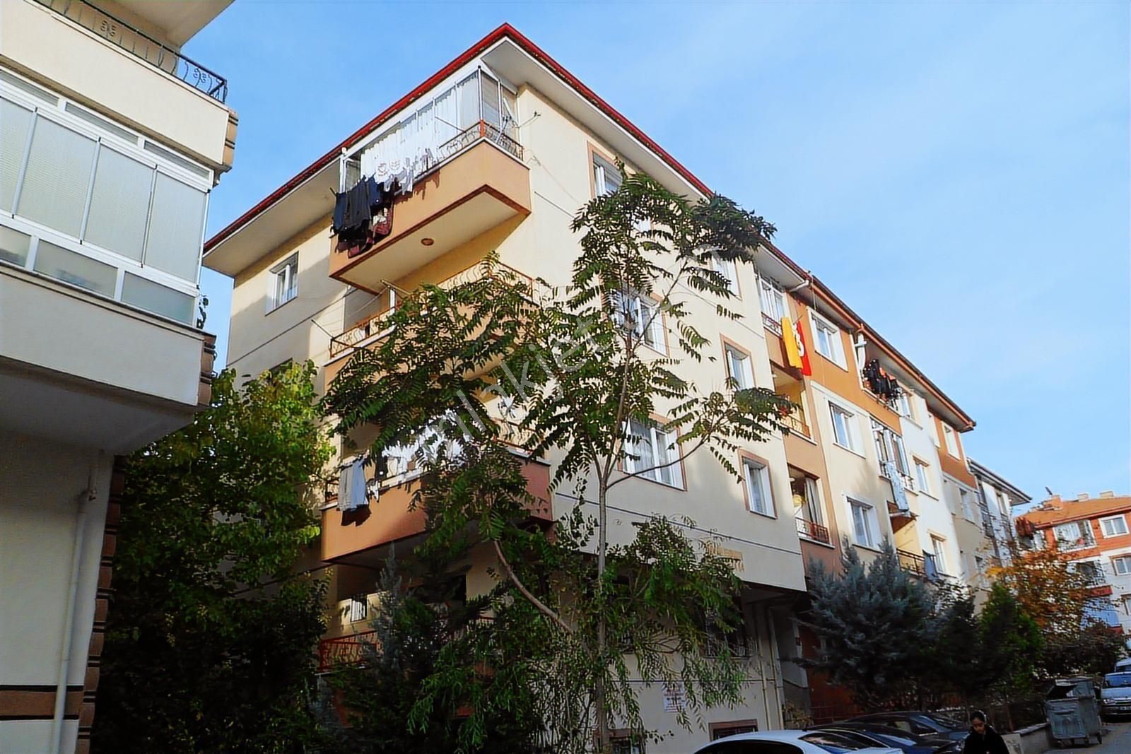 Etimesgutta Kiralık 3+1 Daire Mansuroğlu Emlaktan - Görsel 9
