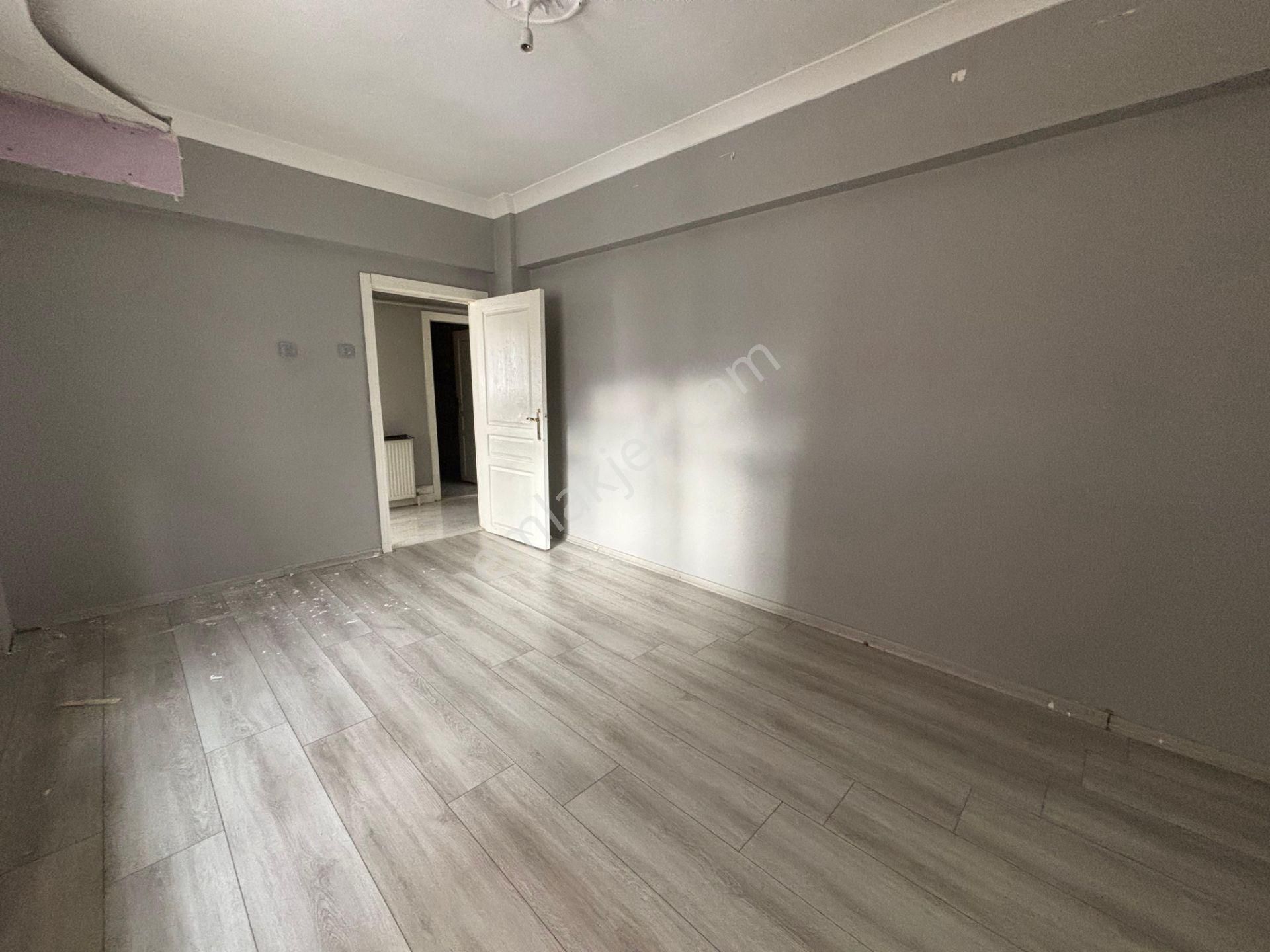 Koza Emlak'tan Pınarbaşı Mahalesin'de Ara Katta Yapılı Bağımsız 3+1 Satılık Daire - Görsel 23