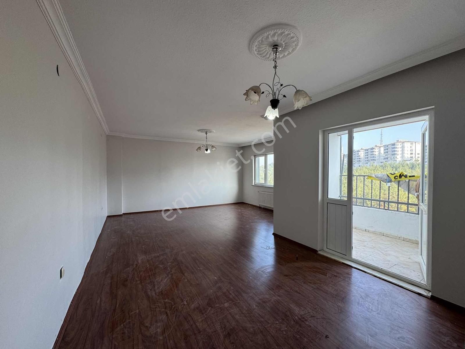 Beykent 1.etap'da Orman Dibi Masrafsız Ara Kat 3+1 Toki Dairesi - Görsel 11