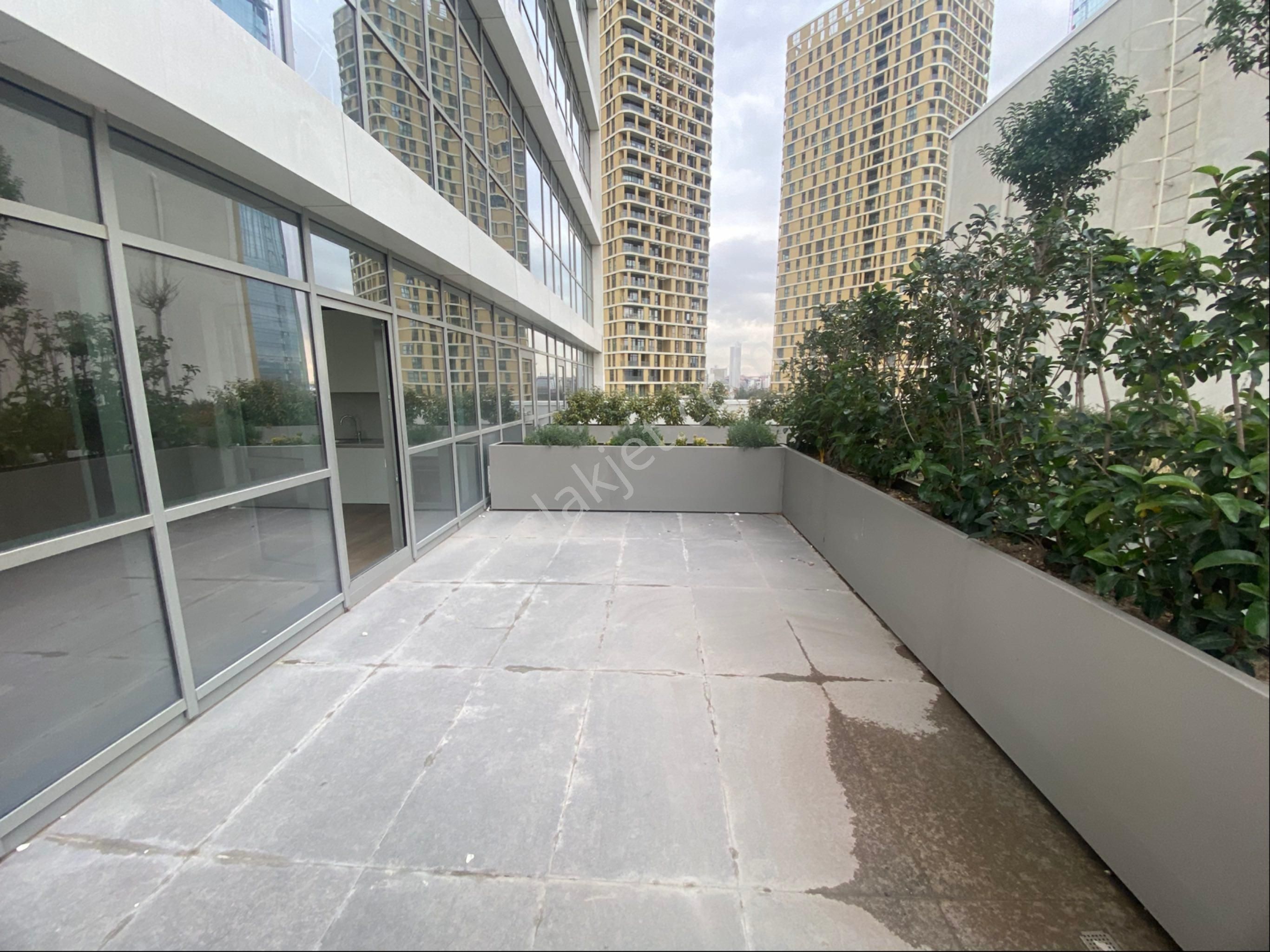 Merkez Ankara Şehir Süitler'inde Çift Teraslı Emsalsiz 202m2 - Görsel 15