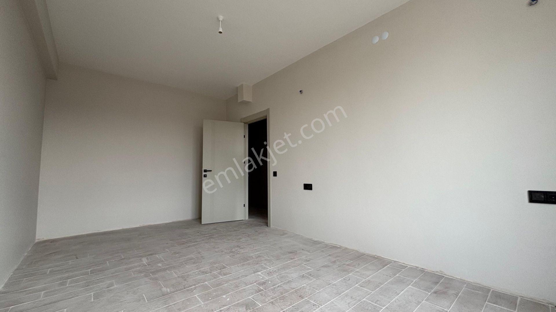 Recep Ümit Emlak'tan 71 Evler Mah. Ankara-eskişehir Çevre Yolu Yakını Özel Garajlı 2+1 Daire Ce32 - Görsel 20