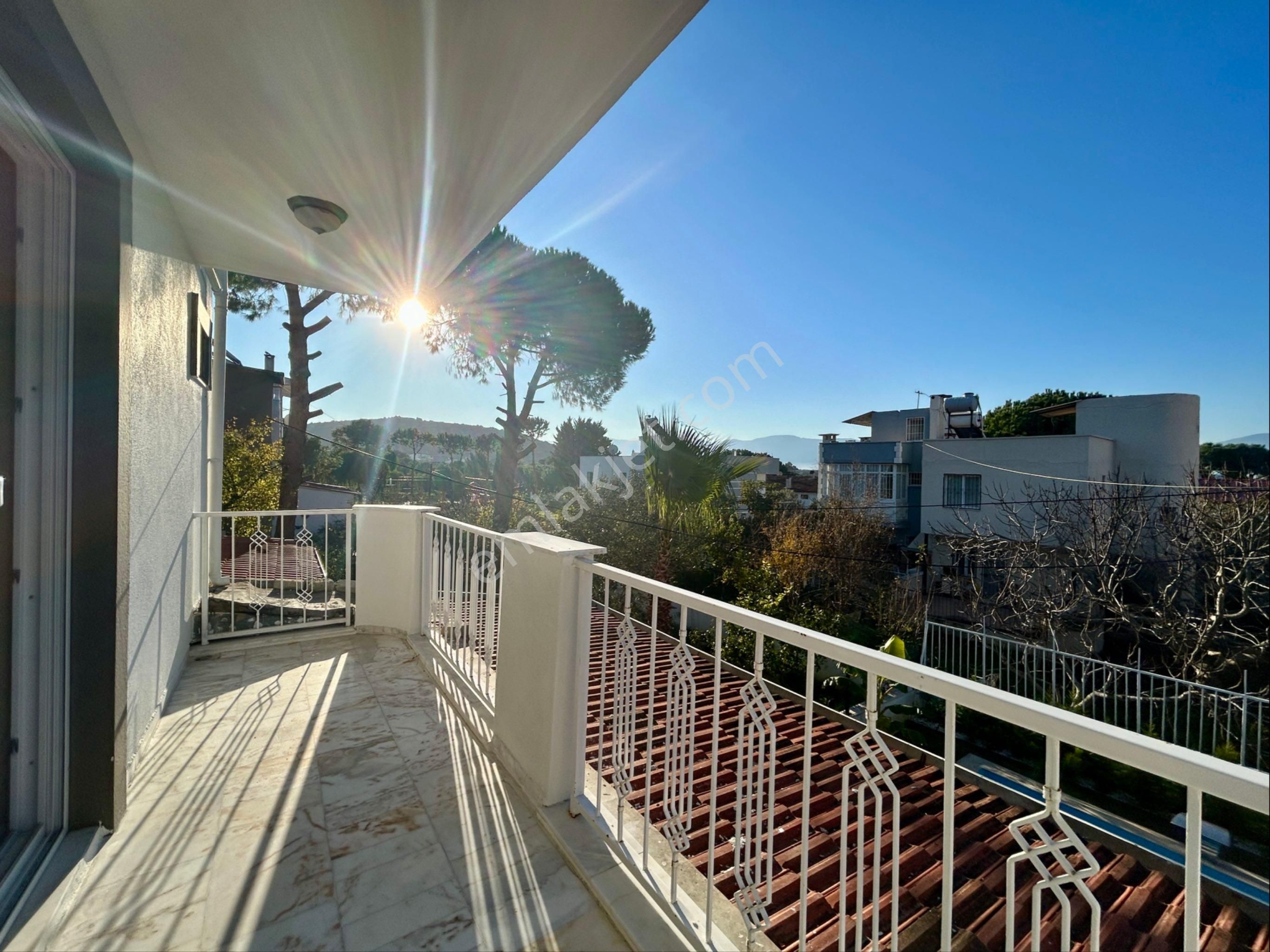 Yavansuda Denize 250m Özel Havuzlu Doğalgazlı 5+1 Villa - Görsel 28