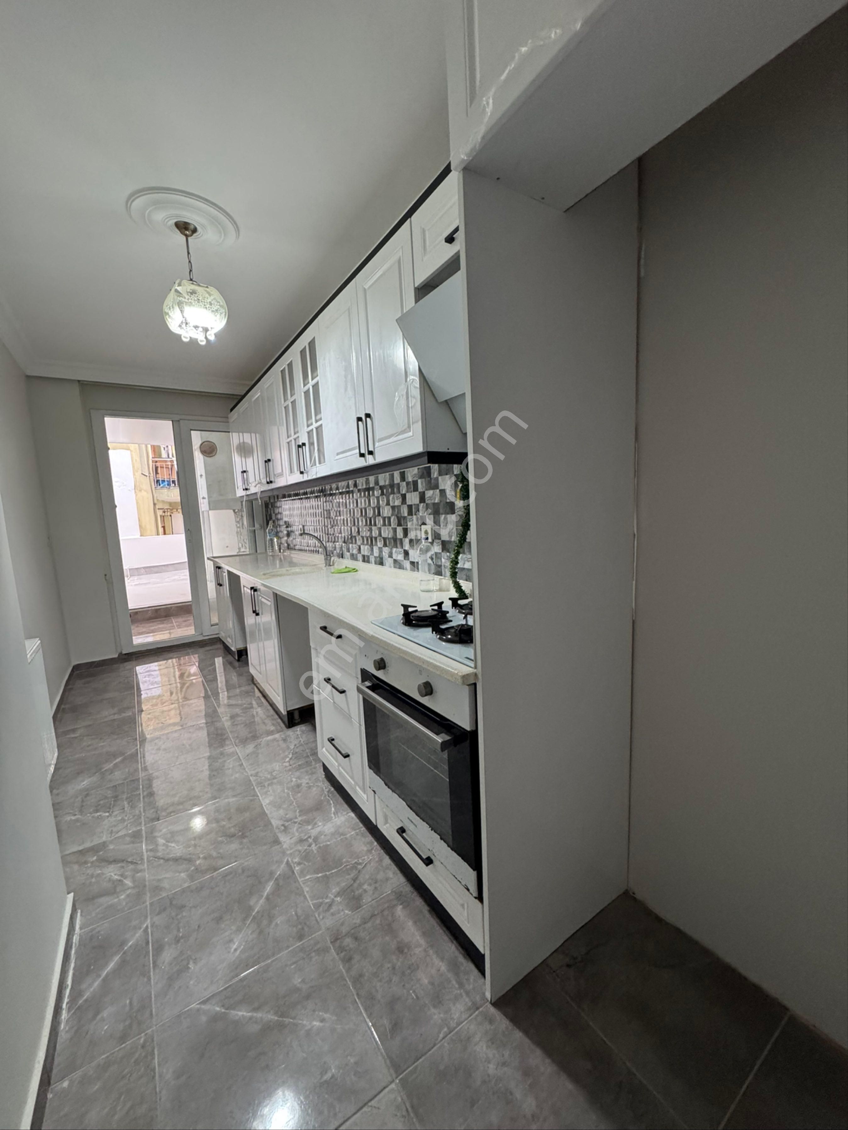 Buca Göksu Mah. Plan Projeli 130 M2. 2+1 8 Yaşında Daire - Görsel 8