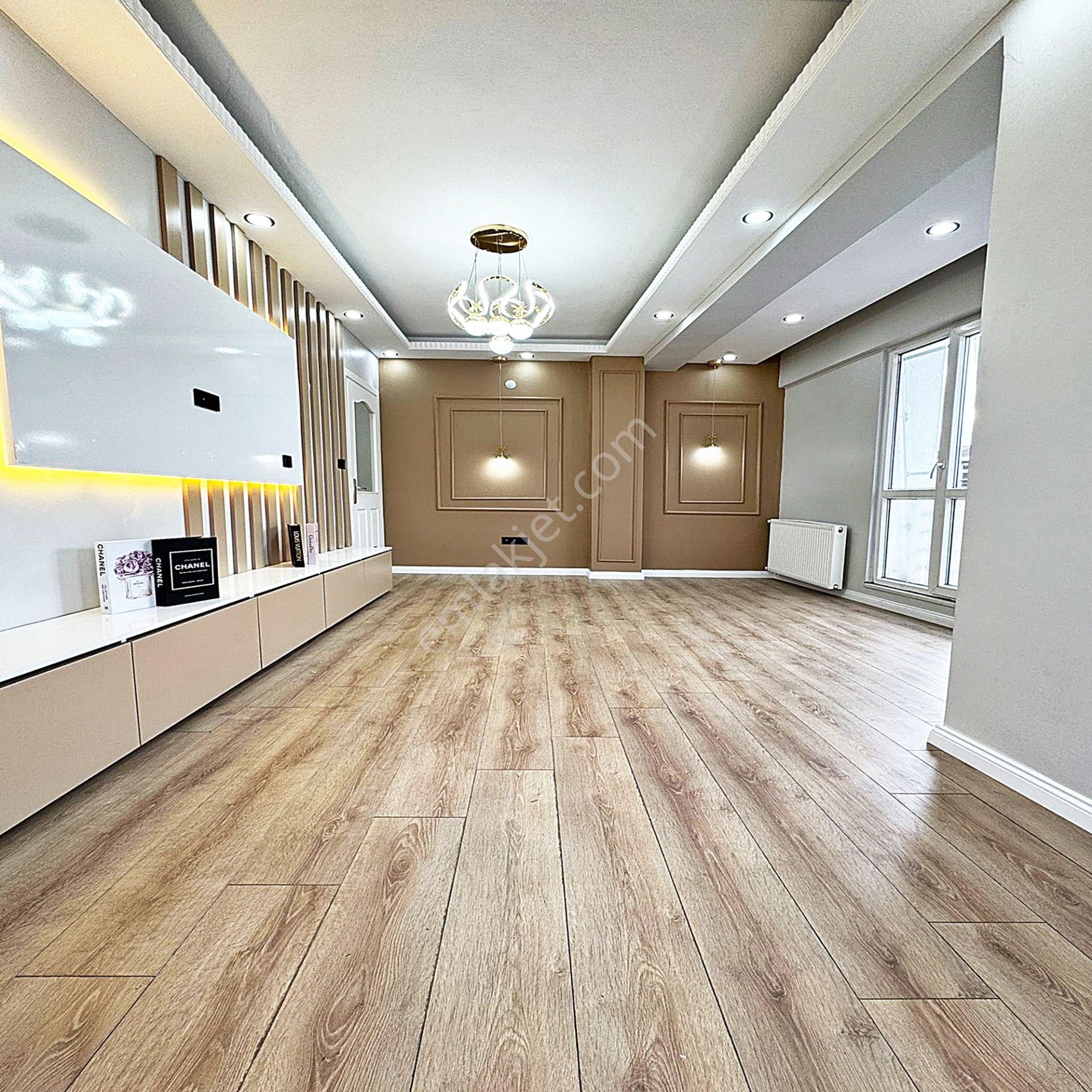 Metrobüse Yakın Satılık Krediye Uygun Arakat Daire - Görsel 2