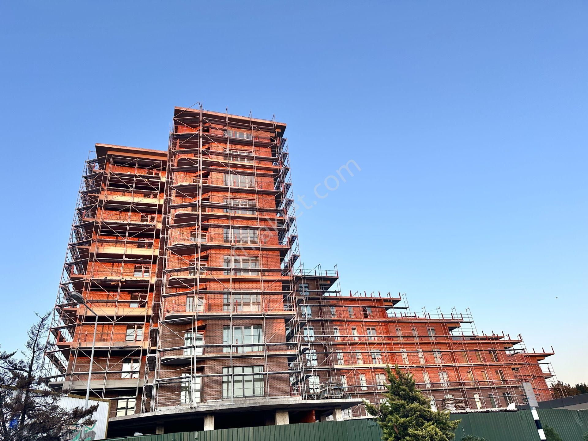 Dyn Çarşı'da Çift Banyolu,balkonlu,manzaralı 2+1 Satılık Daire - Görsel 4