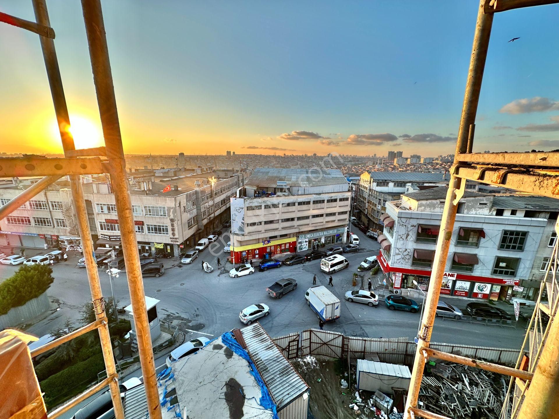 Dyn Çarşı'da Çift Banyolu,balkonlu,manzaralı 2+1 Satılık Daire - Görsel 8