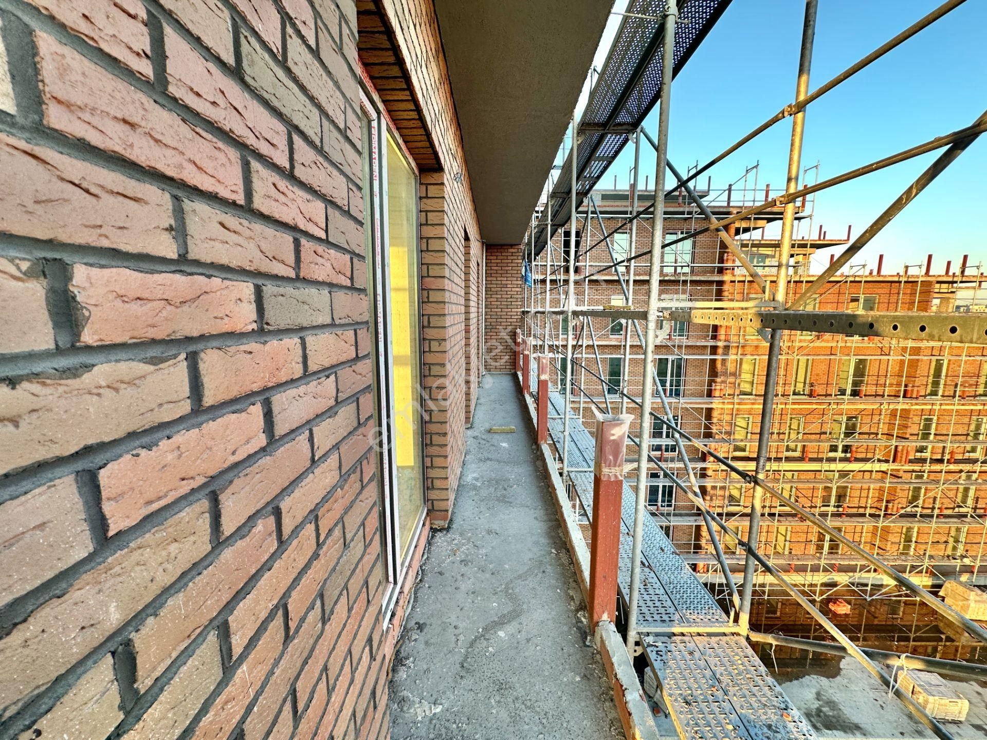 Dyn Çarşı'da Çift Banyolu,balkonlu,manzaralı 2+1 Satılık Daire - Görsel 24